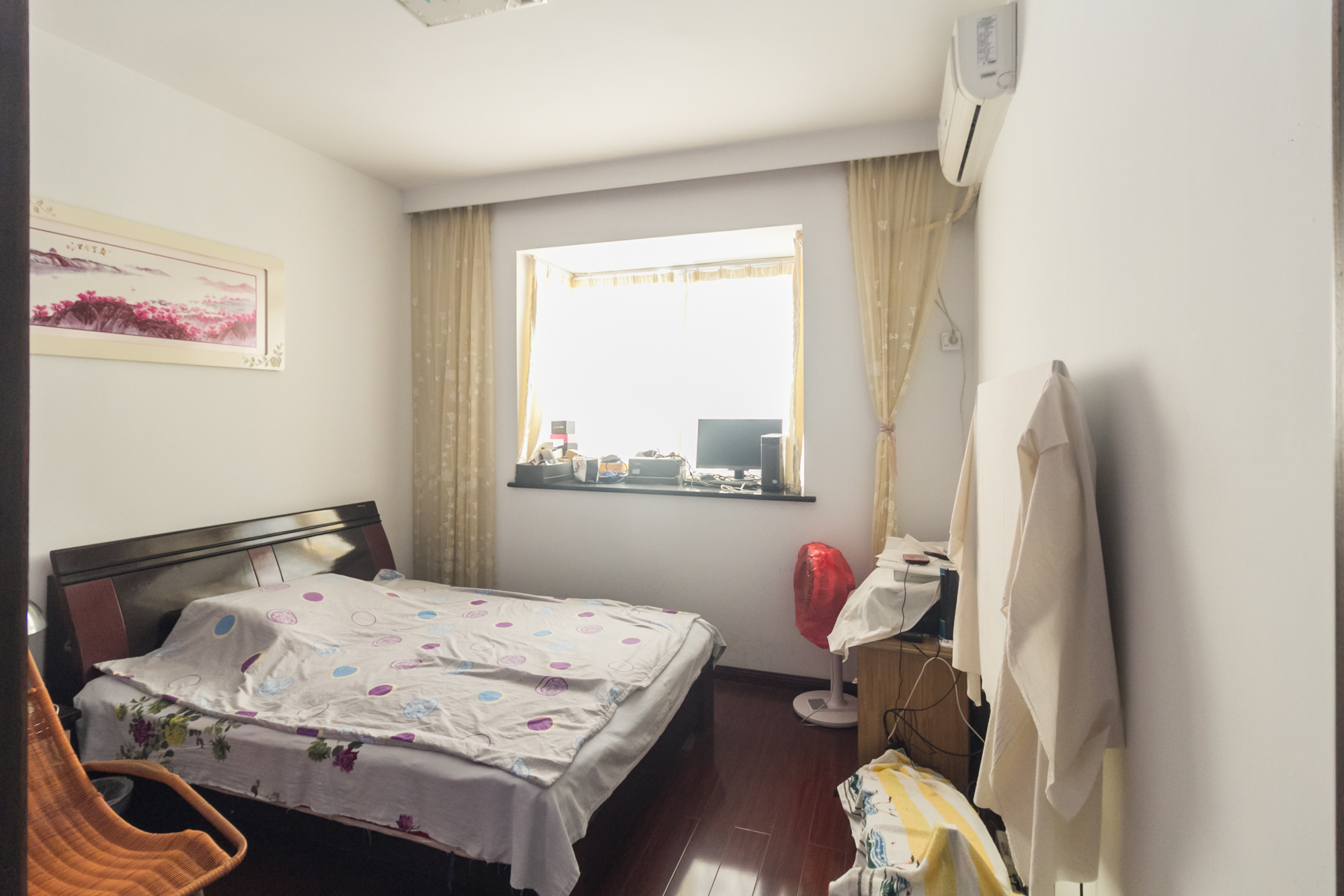东城名苑  3室2厅1卫    59.57万卧室