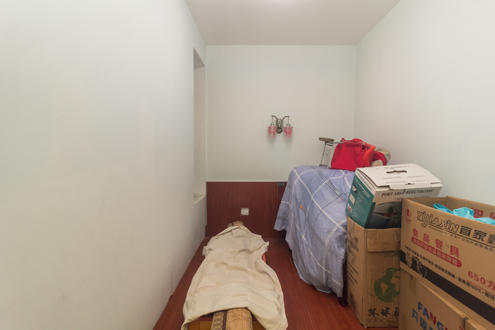 东城名苑 3室2厅1卫 59.57万 东城名苑 3室2厅1卫 59.57万卧室