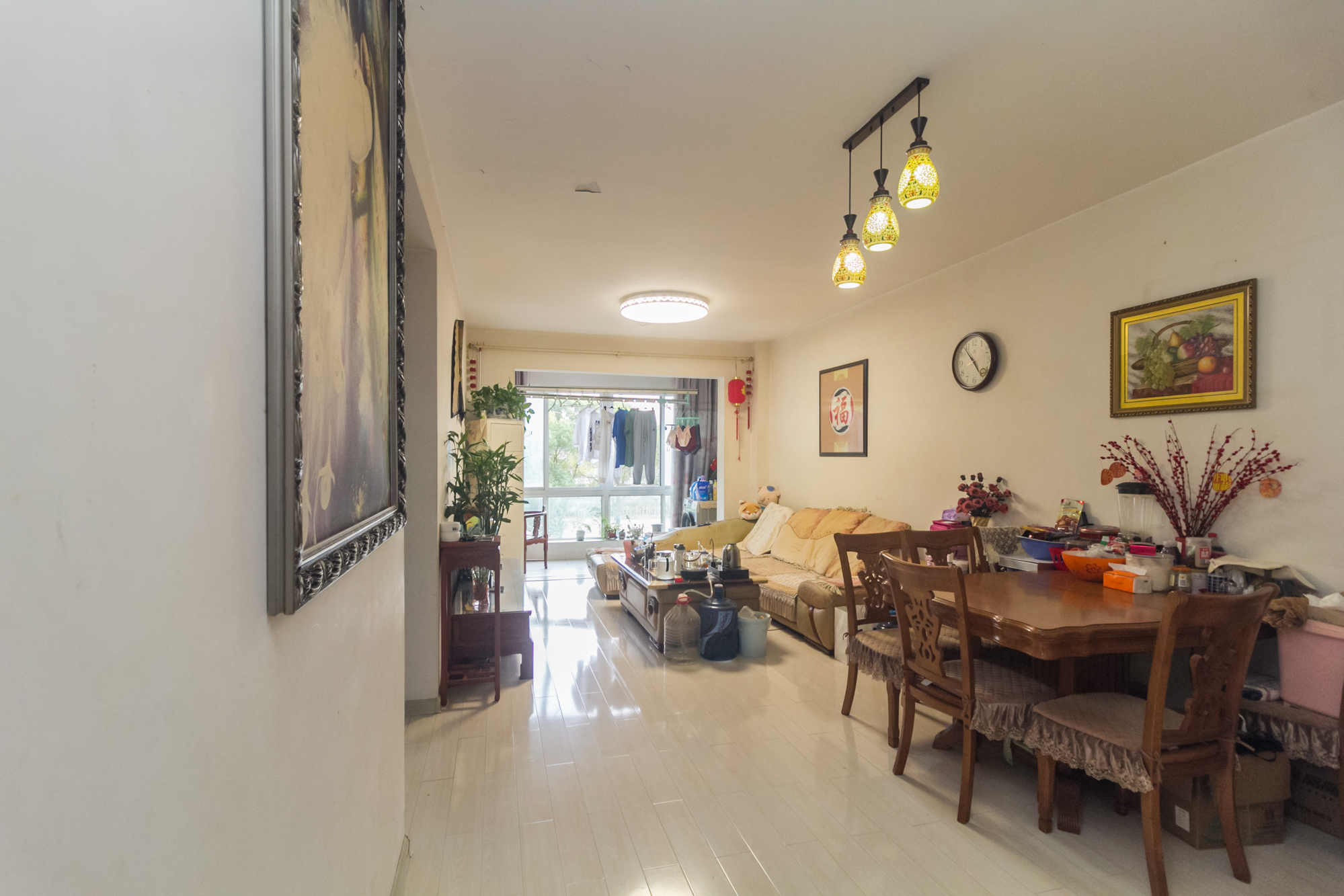 东门尚苑 2室2厅1卫 48.8万 东门尚苑 2室2厅1卫 48.8万客厅