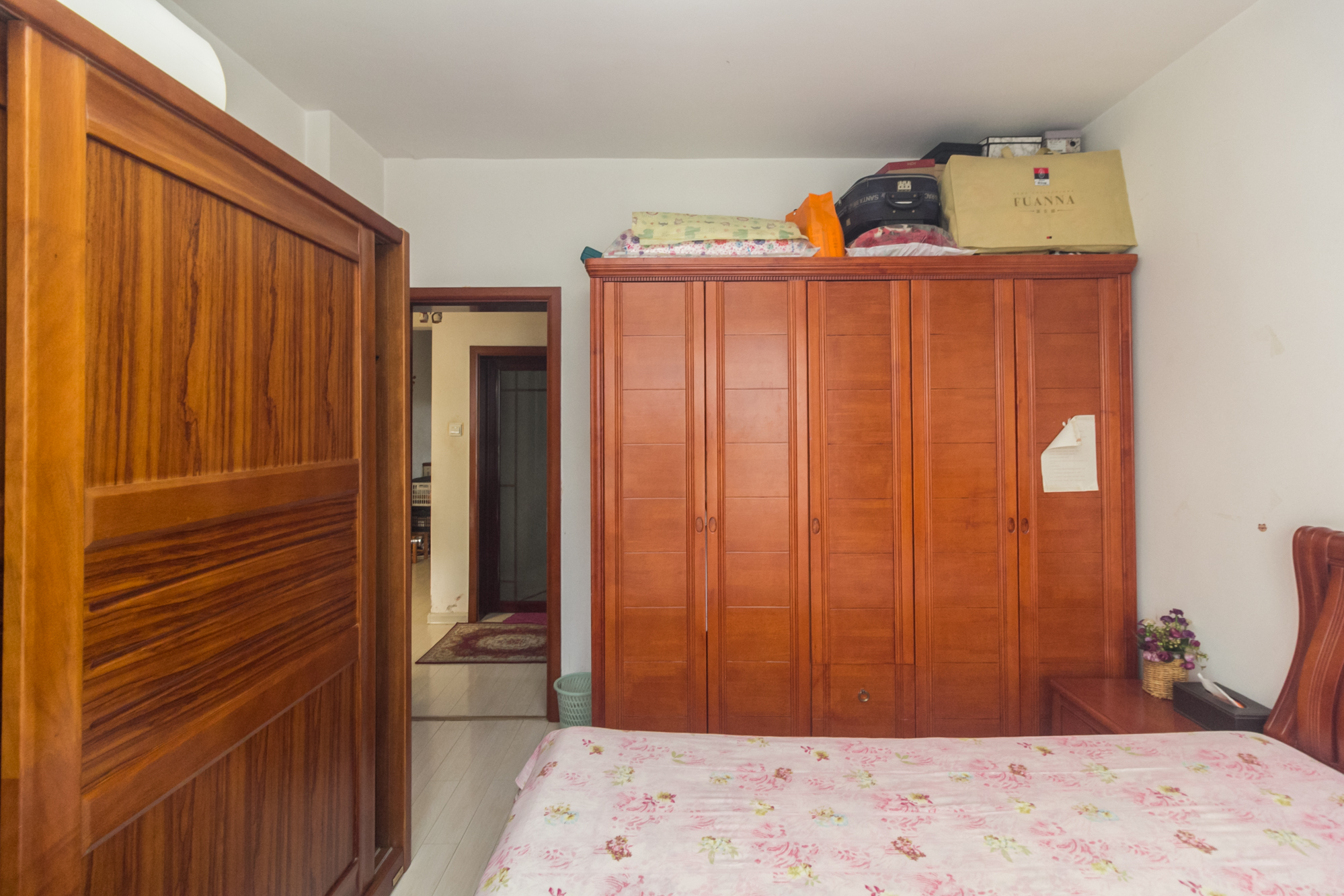 东门尚苑 2室2厅1卫 48.8万 东门尚苑 2室2厅1卫 48.8万卧室