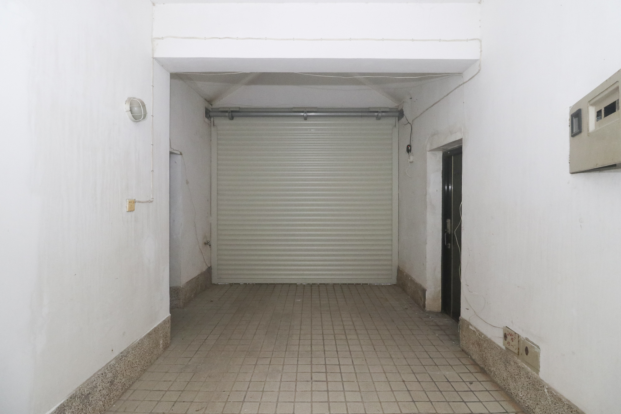芙蓉别墅山庄（嘉湘华庭）  5室3厅2卫    837.91万其他