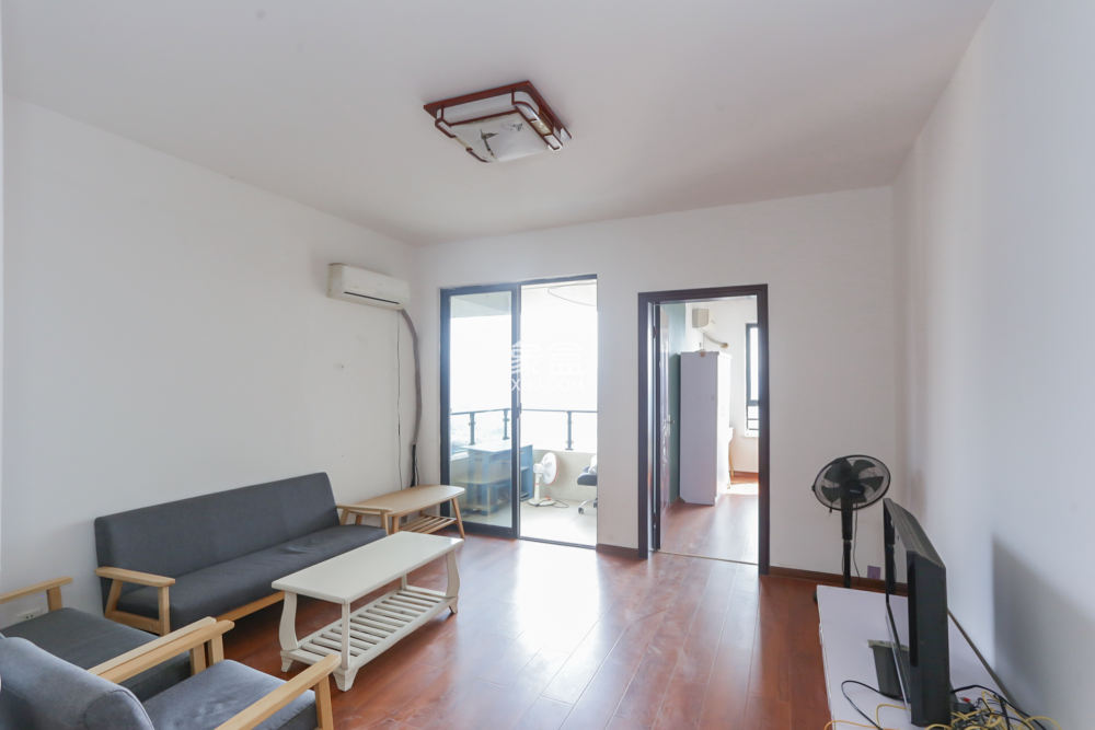 长房时代城  2室2厅1卫    65.0万