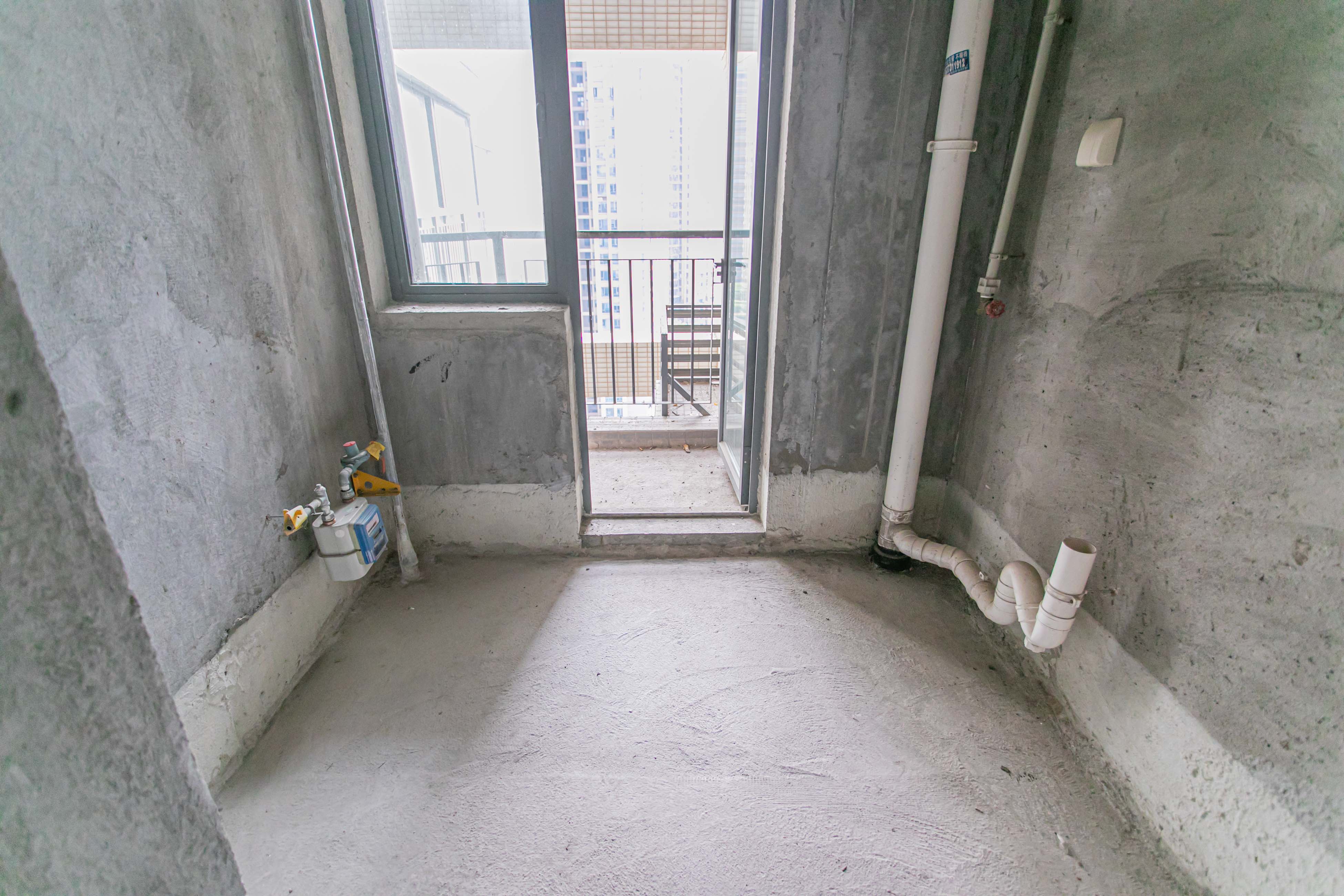 恒基凯旋门一二期 3室2厅1卫 61.8万 恒基凯旋门一二期 3室2厅1卫 61.8万其他