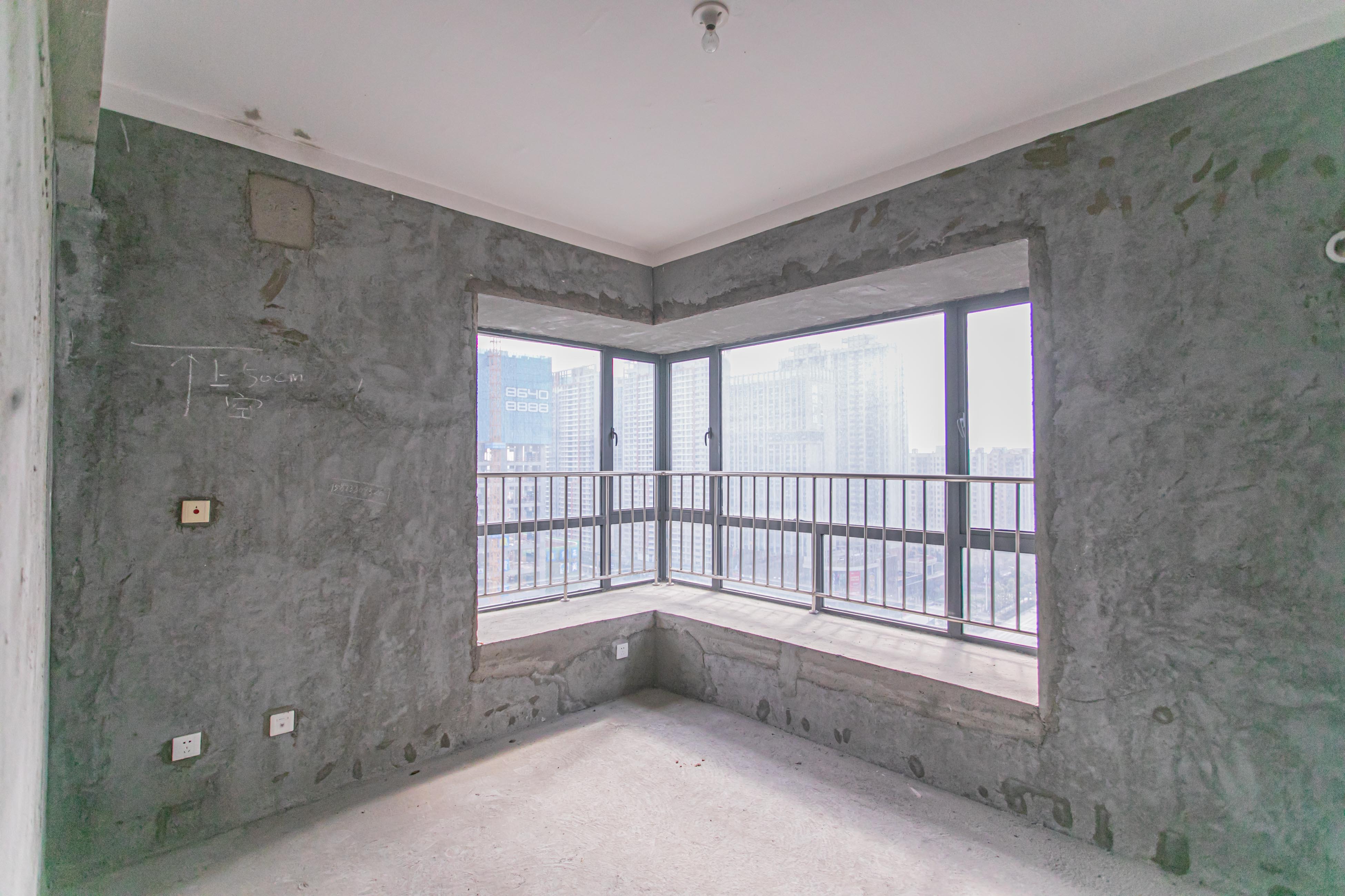 恒基凯旋门一二期 3室2厅1卫 61.8万 恒基凯旋门一二期 3室2厅1卫 61.8万其他