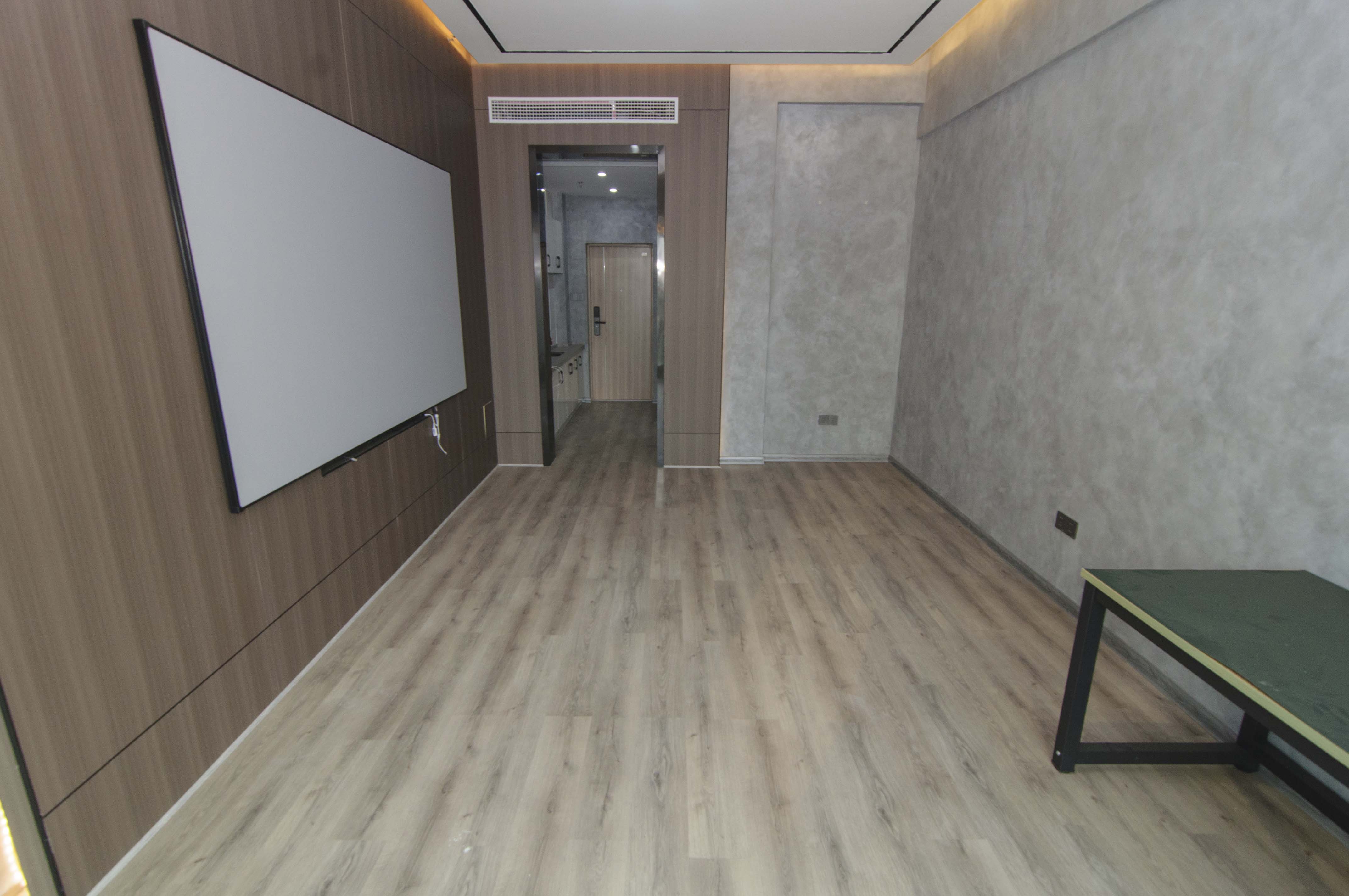 汇景发展环球中心  1室1厅1卫   66.80万客厅