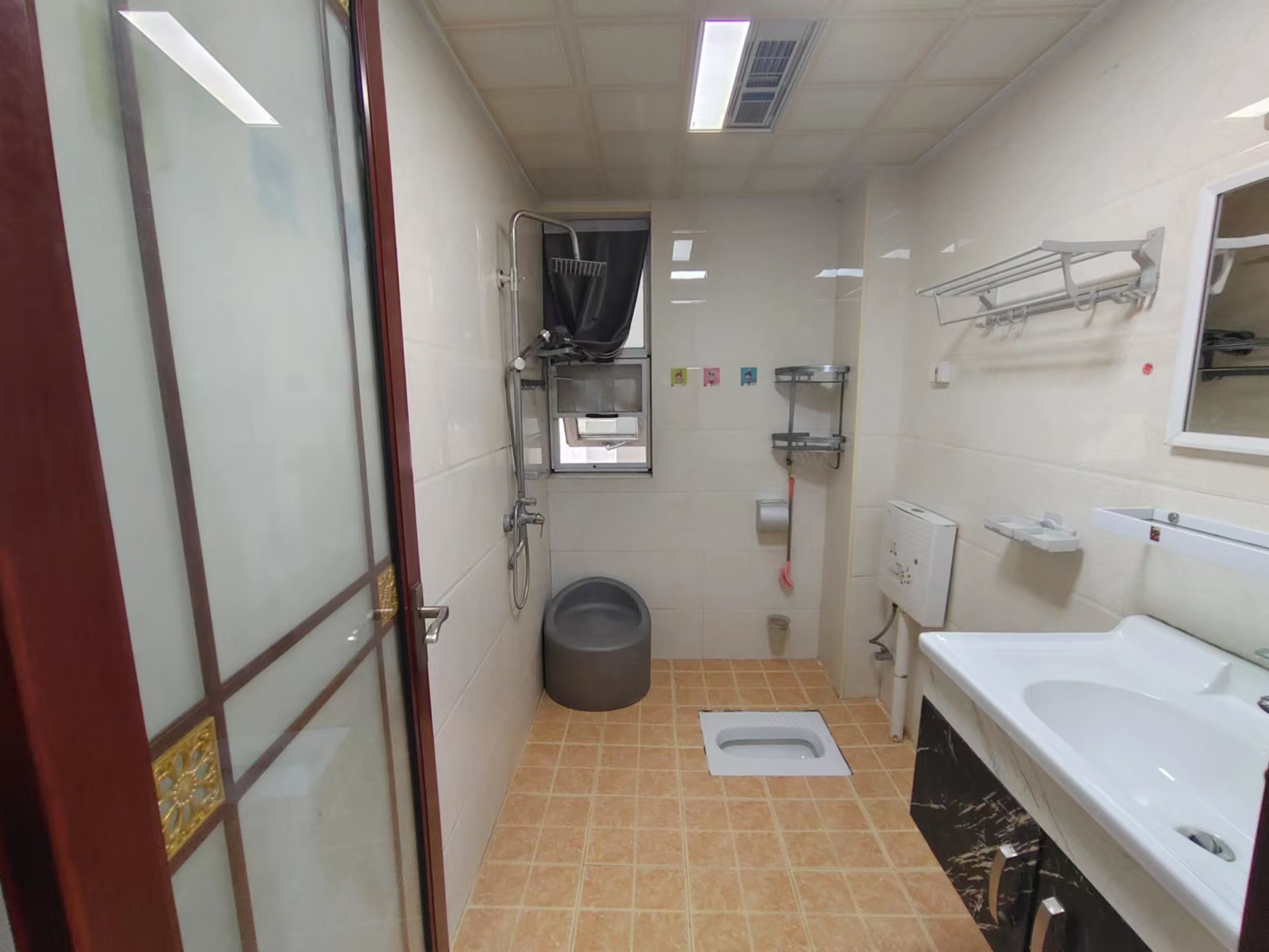 美的城三期  3室2厅1卫    49.8万 美的城三期  3室2厅1卫    49.8万室内图