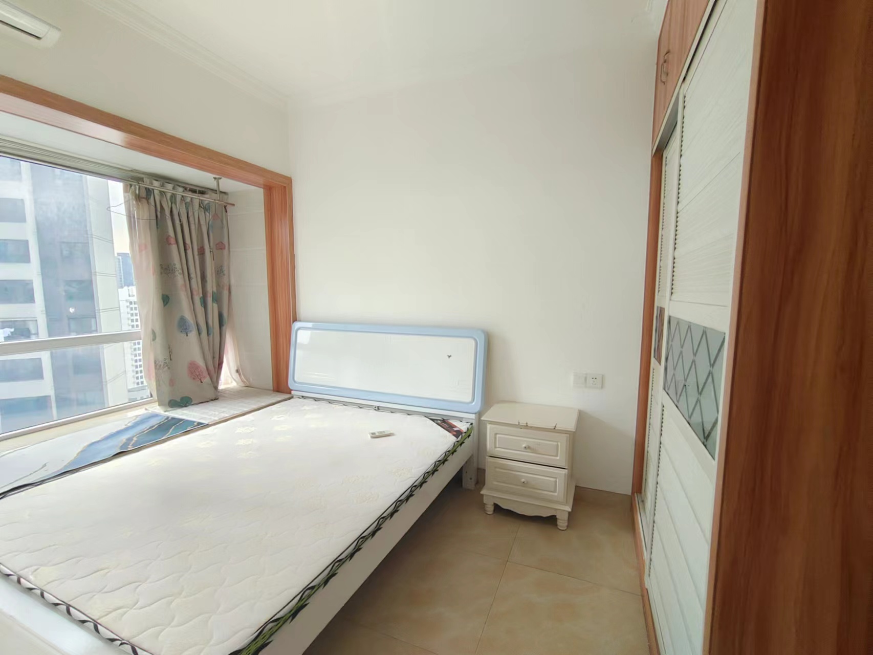 美的城三期  3室2厅1卫    49.8万 美的城三期  3室2厅1卫    49.8万室内图