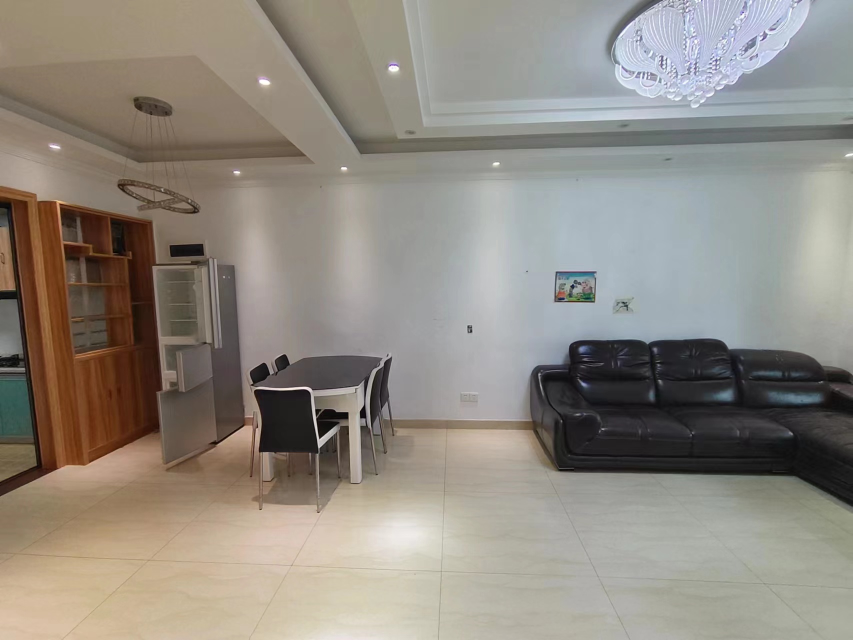 美的城三期  3室2厅1卫    49.8万 美的城三期  3室2厅1卫    49.8万室内图