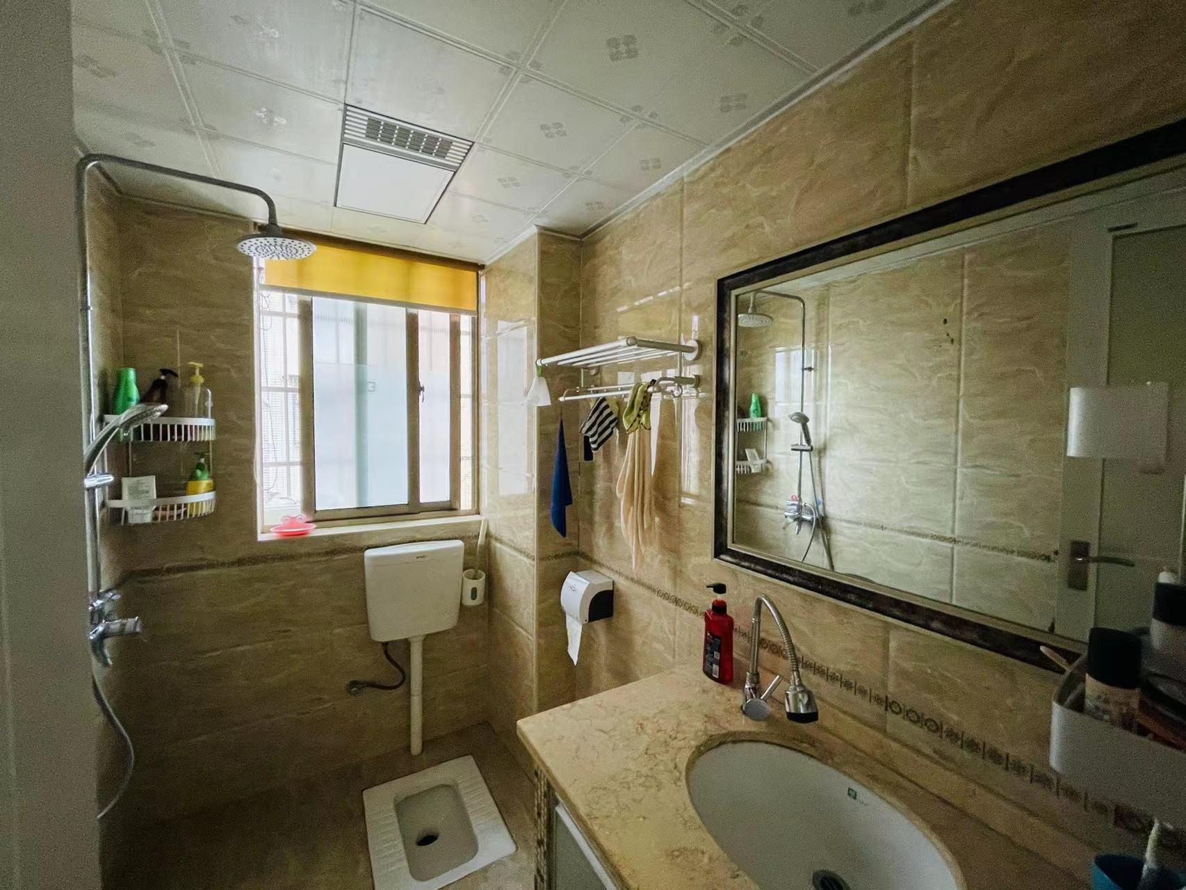 瑞丽江南(江南世家三期) 2室1厅1卫 58.0万 瑞丽江南(江南世家三期) 2室1厅1卫 58.0万室内图