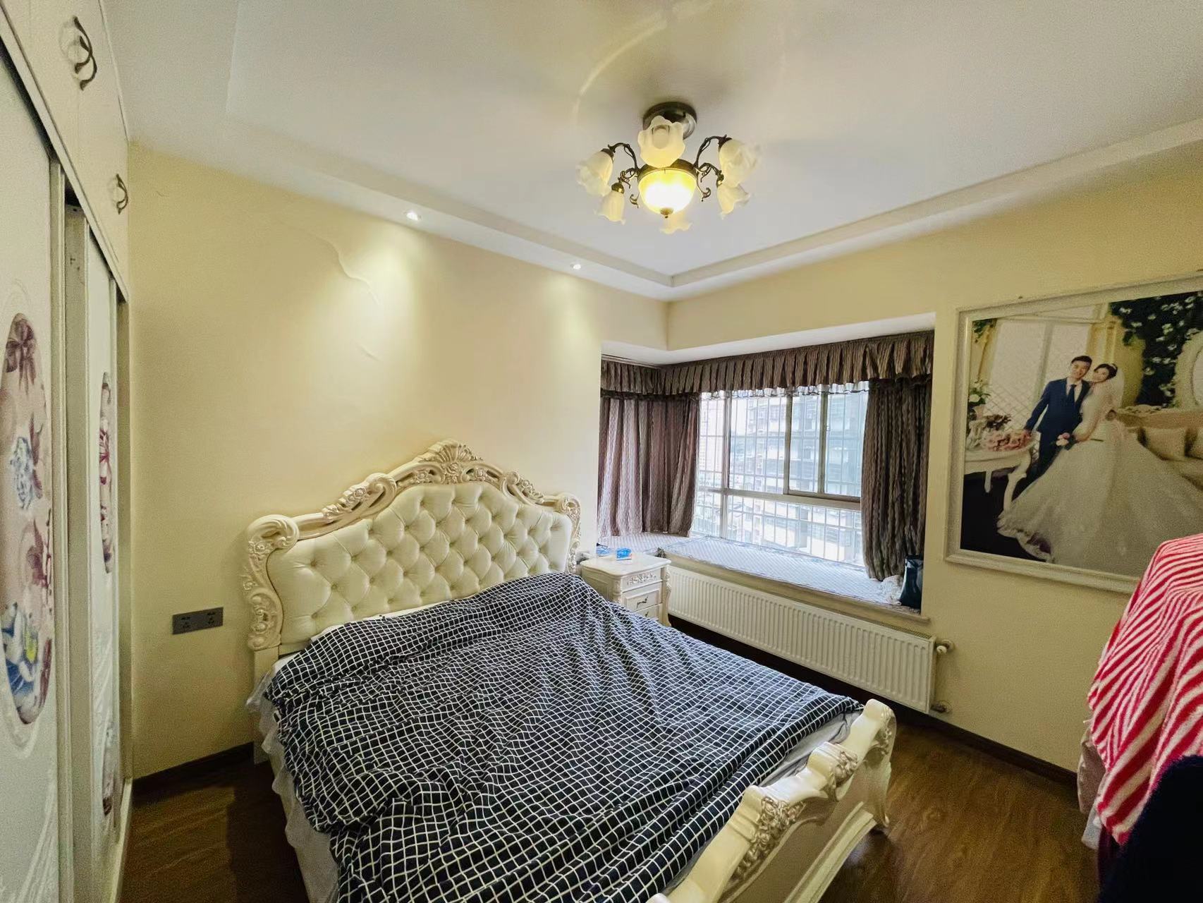 瑞丽江南(江南世家三期) 2室1厅1卫 58.0万 瑞丽江南(江南世家三期) 2室1厅1卫 58.0万室内图