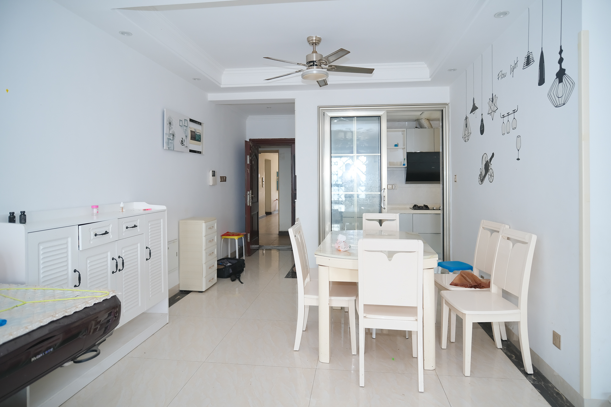 好望谷  3室2厅2卫    93.0万 好望谷  3室2厅2卫    93.0万客厅