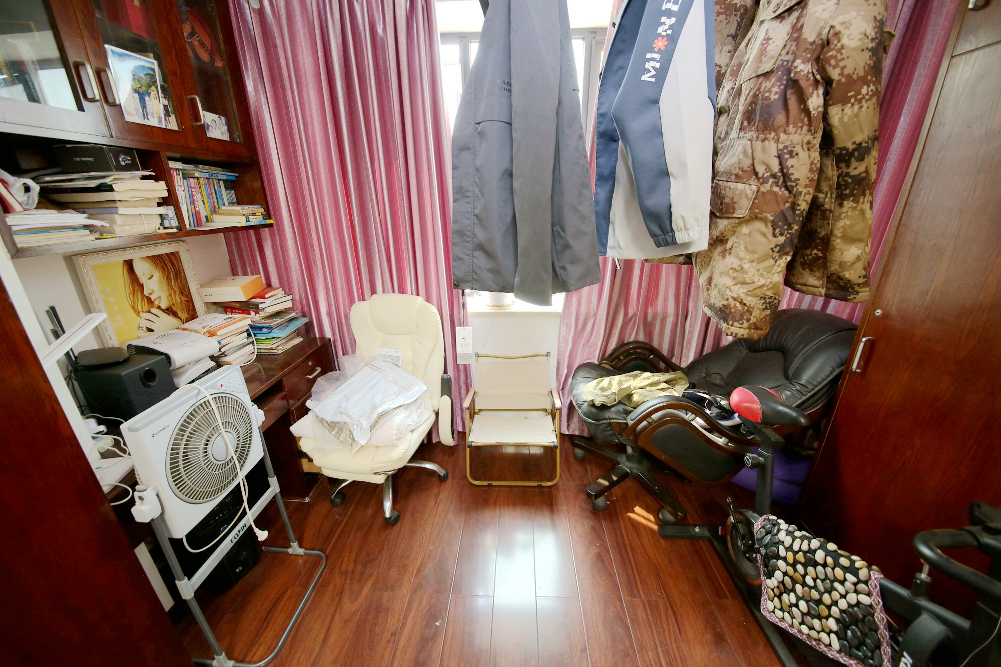 融圣国际  3室2厅2卫   190.00万阳台
