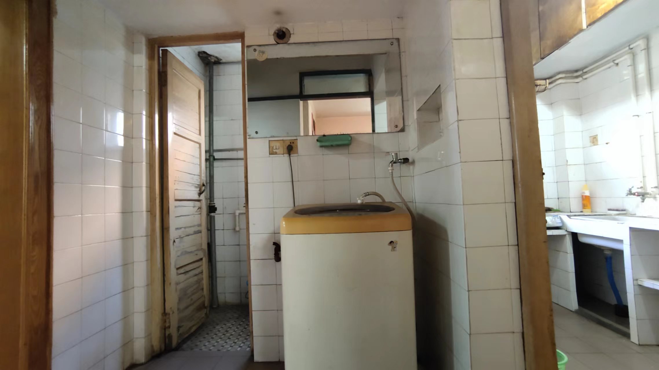 桥梁厂一区万泥塘一村 2室1厅1卫 18.8万 桥梁厂一区万泥塘一村 2室1厅1卫 18.8万室内图