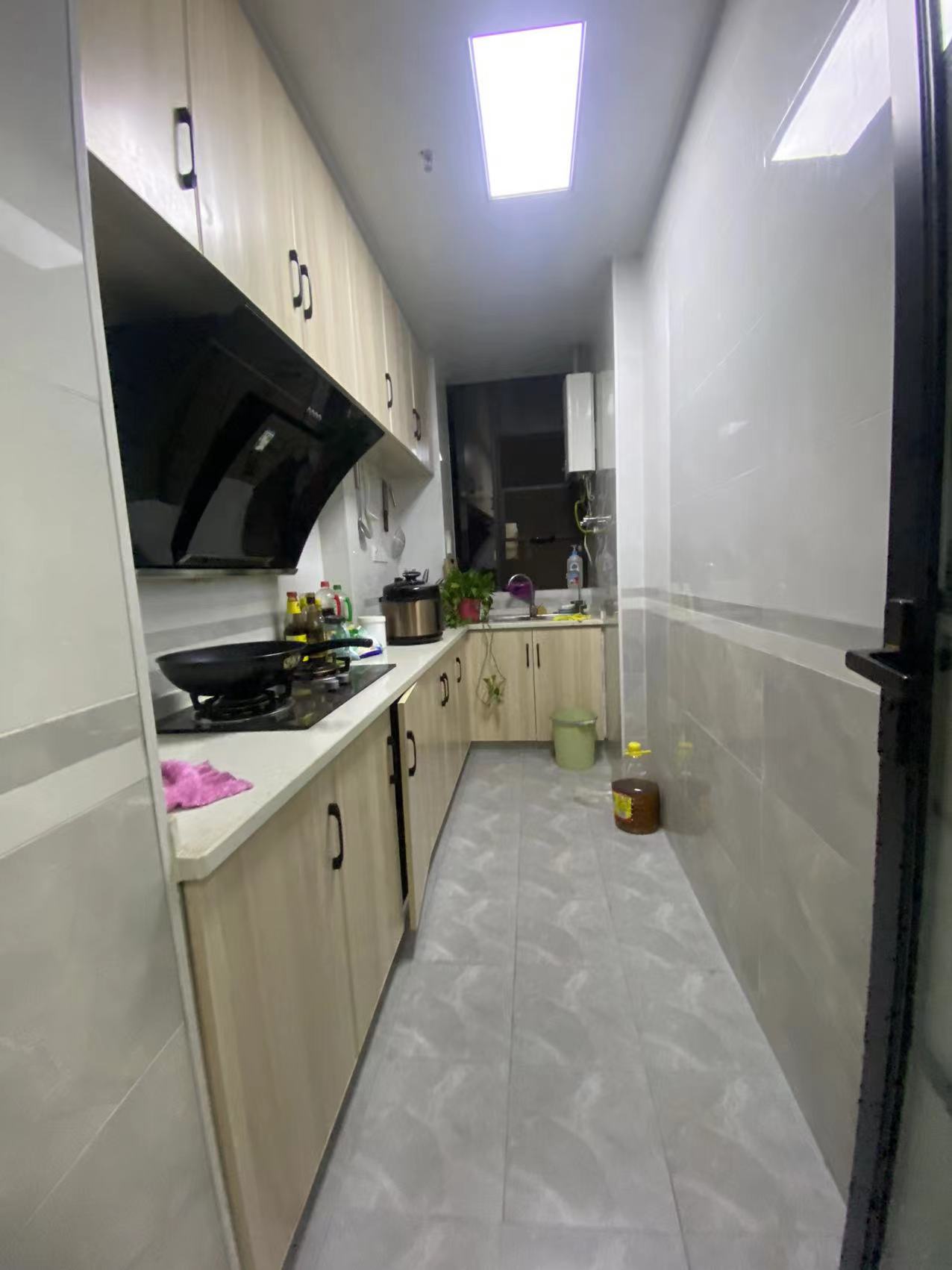 中泰财富湘江 1室1厅1卫 33.8万 中泰财富湘江 1室1厅1卫 33.8万室内图