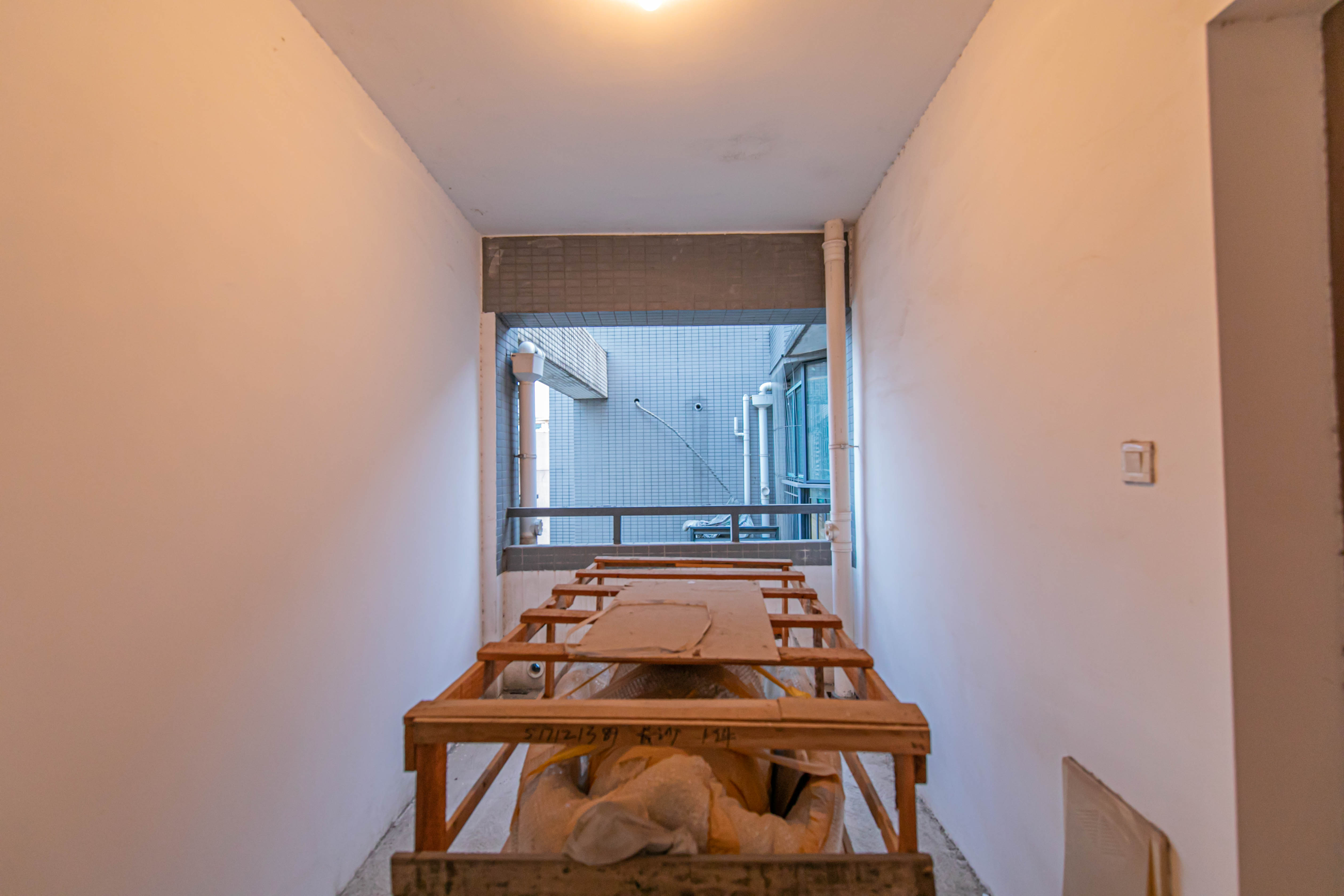 恒基凯旋门一二期  3室2厅2卫    120.0万 恒基凯旋门一二期  3室2厅2卫    120.0万阳台