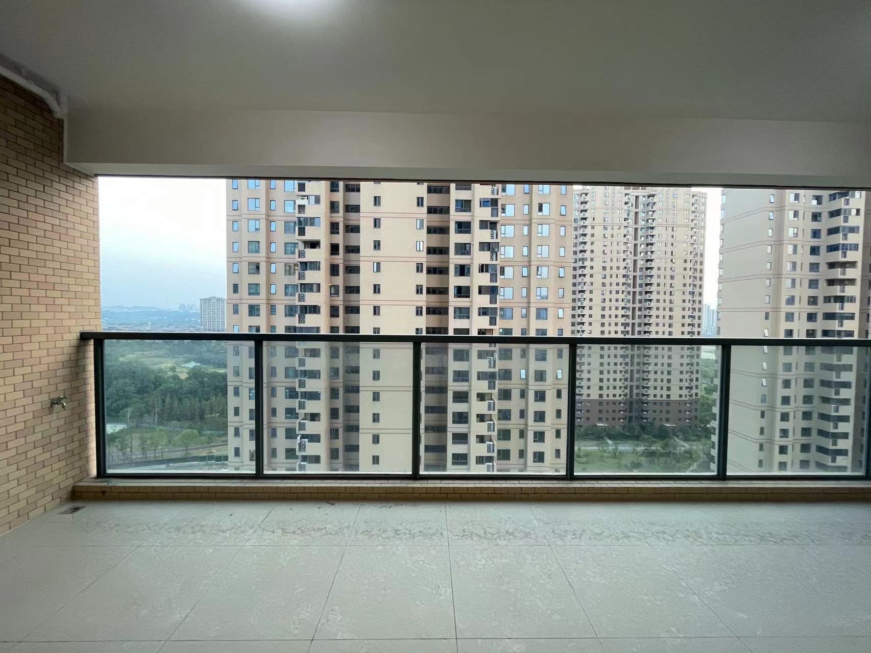 晋合湘水湾六期 3室2厅2卫 140.0万 晋合湘水湾六期 3室2厅2卫 140.0万室内图