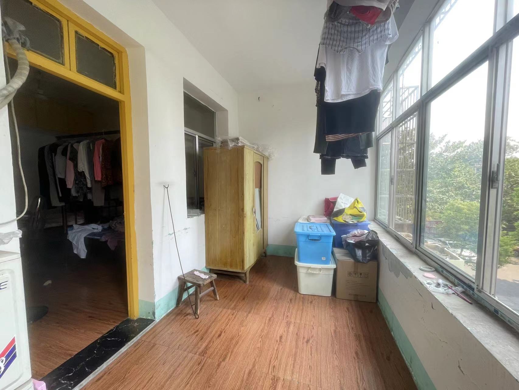 人民中路 2室2厅1卫 32.0万 人民中路 2室2厅1卫 32.0万室内图