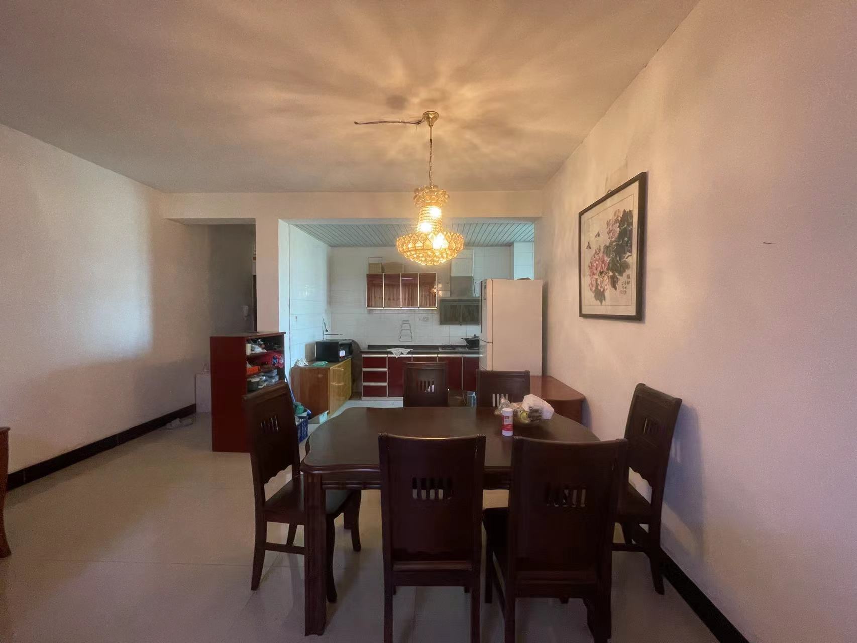 泰苑小区  3室2厅1卫    42.8万 泰苑小区  3室2厅1卫    42.8万室内图