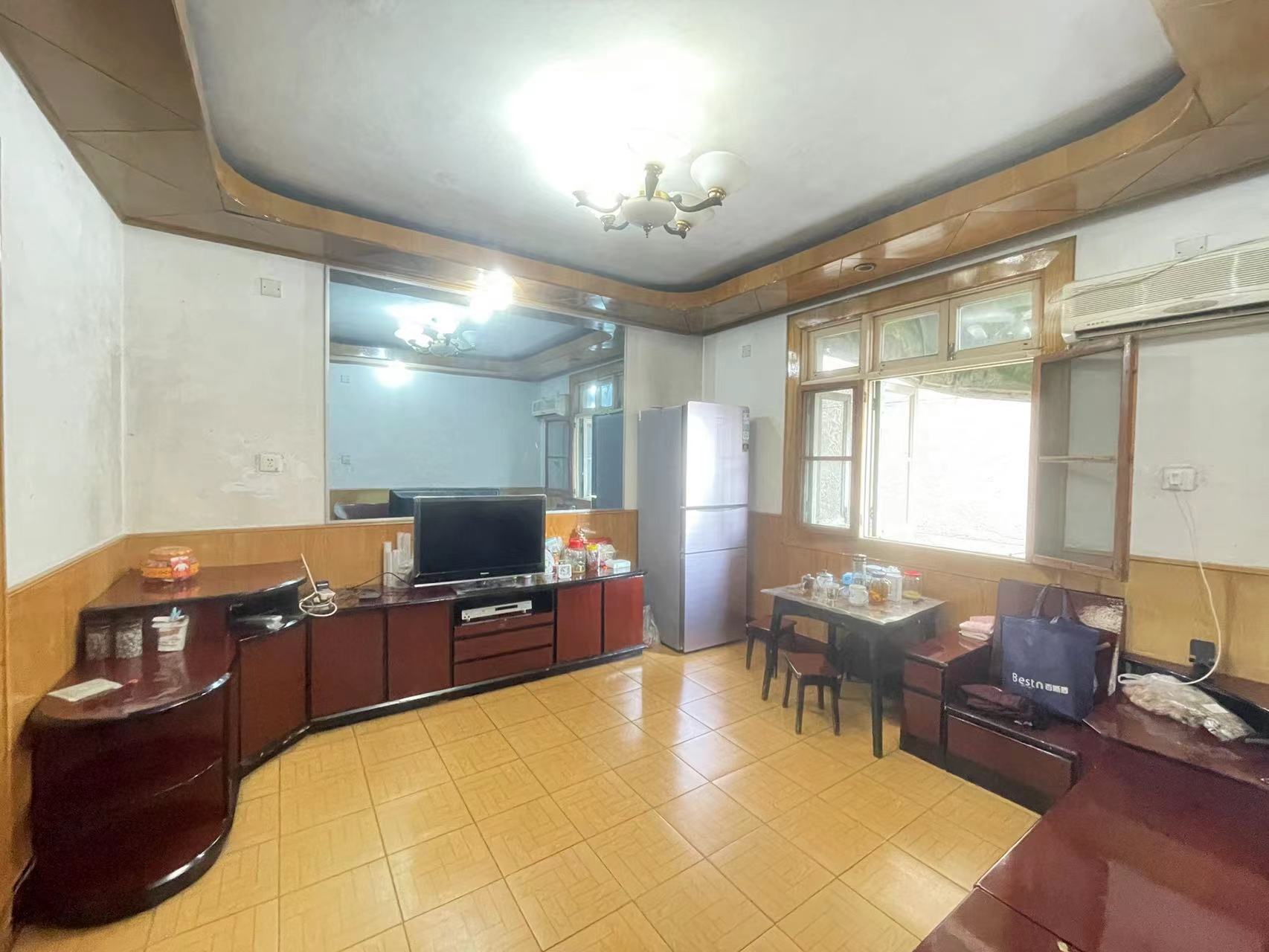 黄家塘社区  2室2厅1卫    24.0万 黄家塘社区  2室2厅1卫    24.0万室内图