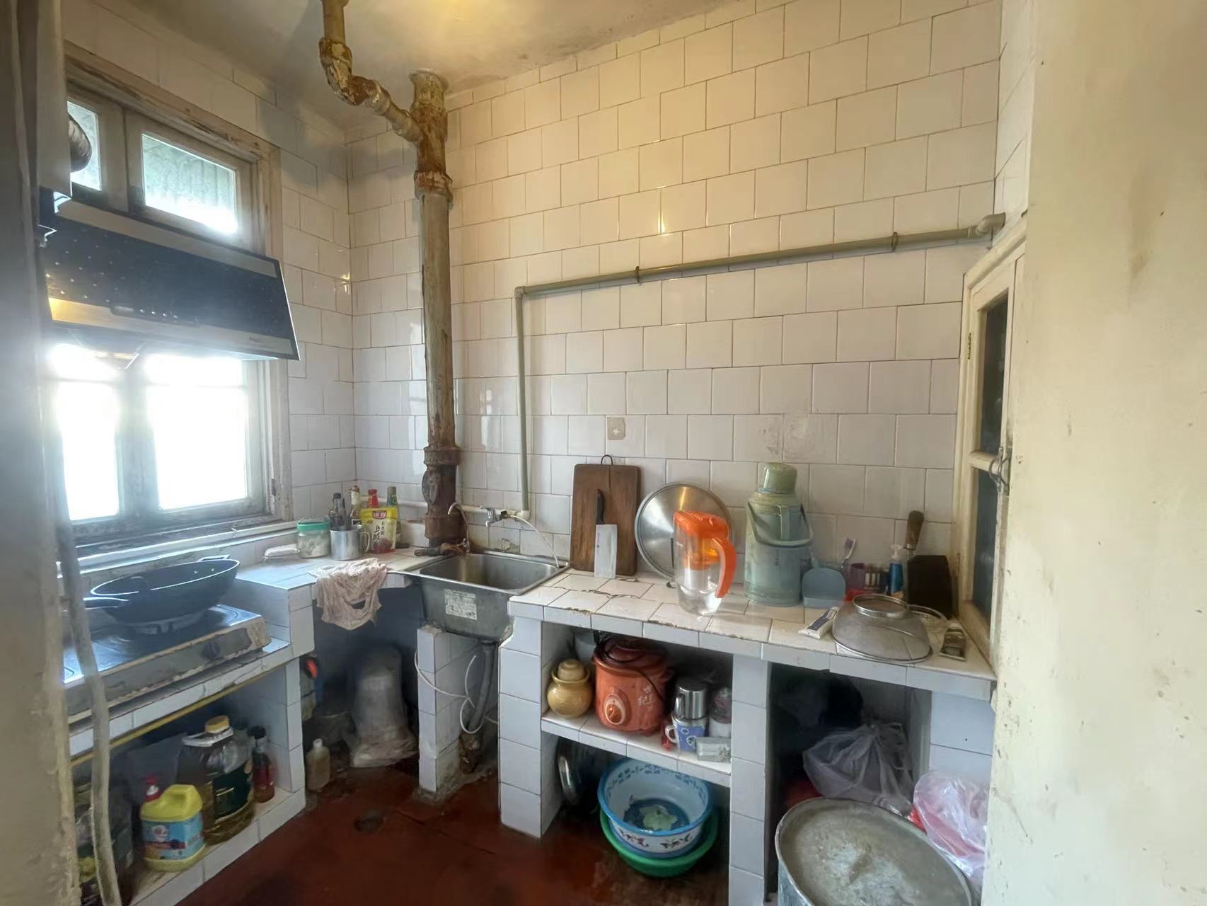 黄家塘社区  2室2厅1卫    24.0万 黄家塘社区  2室2厅1卫    24.0万室内图