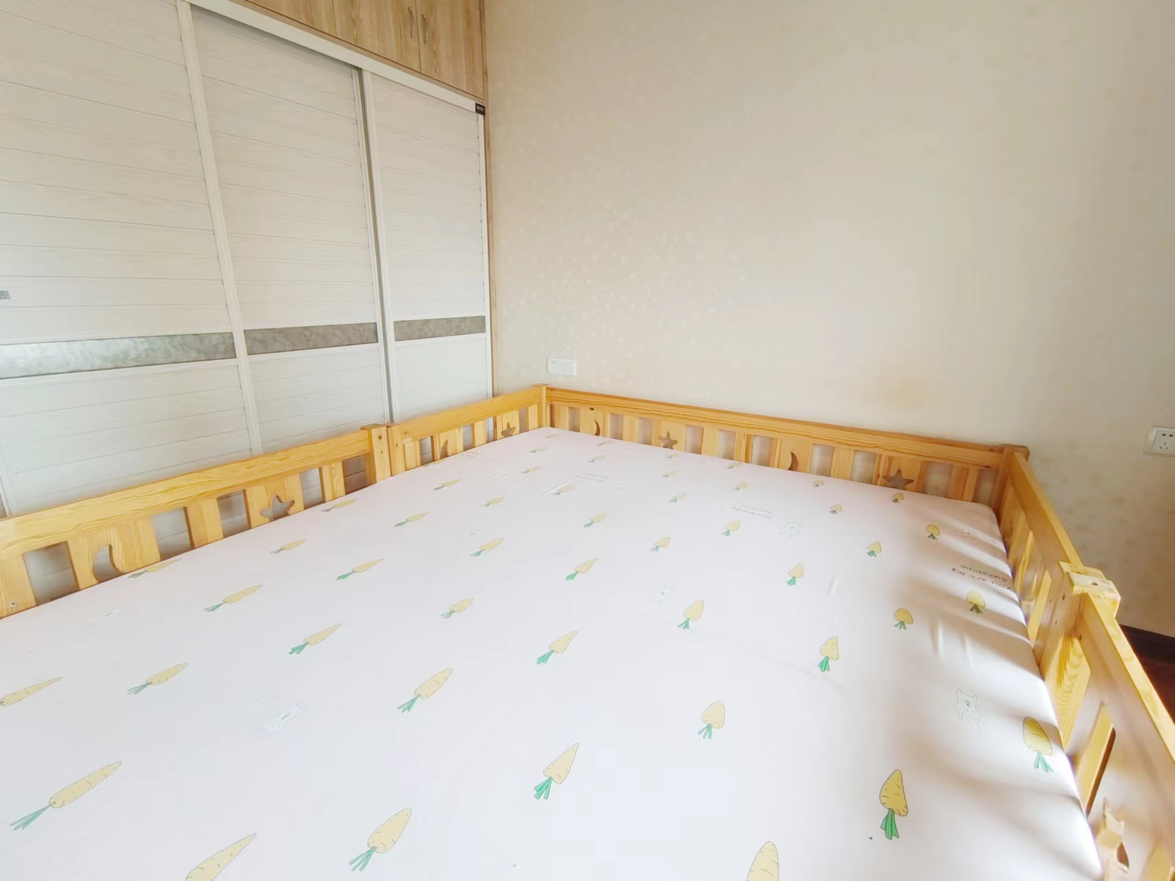 龙腾国际 2室2厅1卫 68.0万 龙腾国际 2室2厅1卫 68.0万室内图