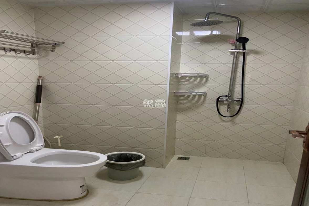 中泰财富湘江 1室1厅1卫 24.0万 中泰财富湘江 1室1厅1卫 24.0万室内图