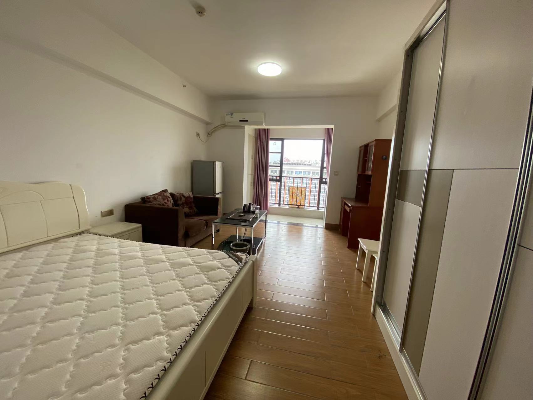 中泰财富湘江 1室1厅1卫 24.0万 中泰财富湘江 1室1厅1卫 24.0万室内图