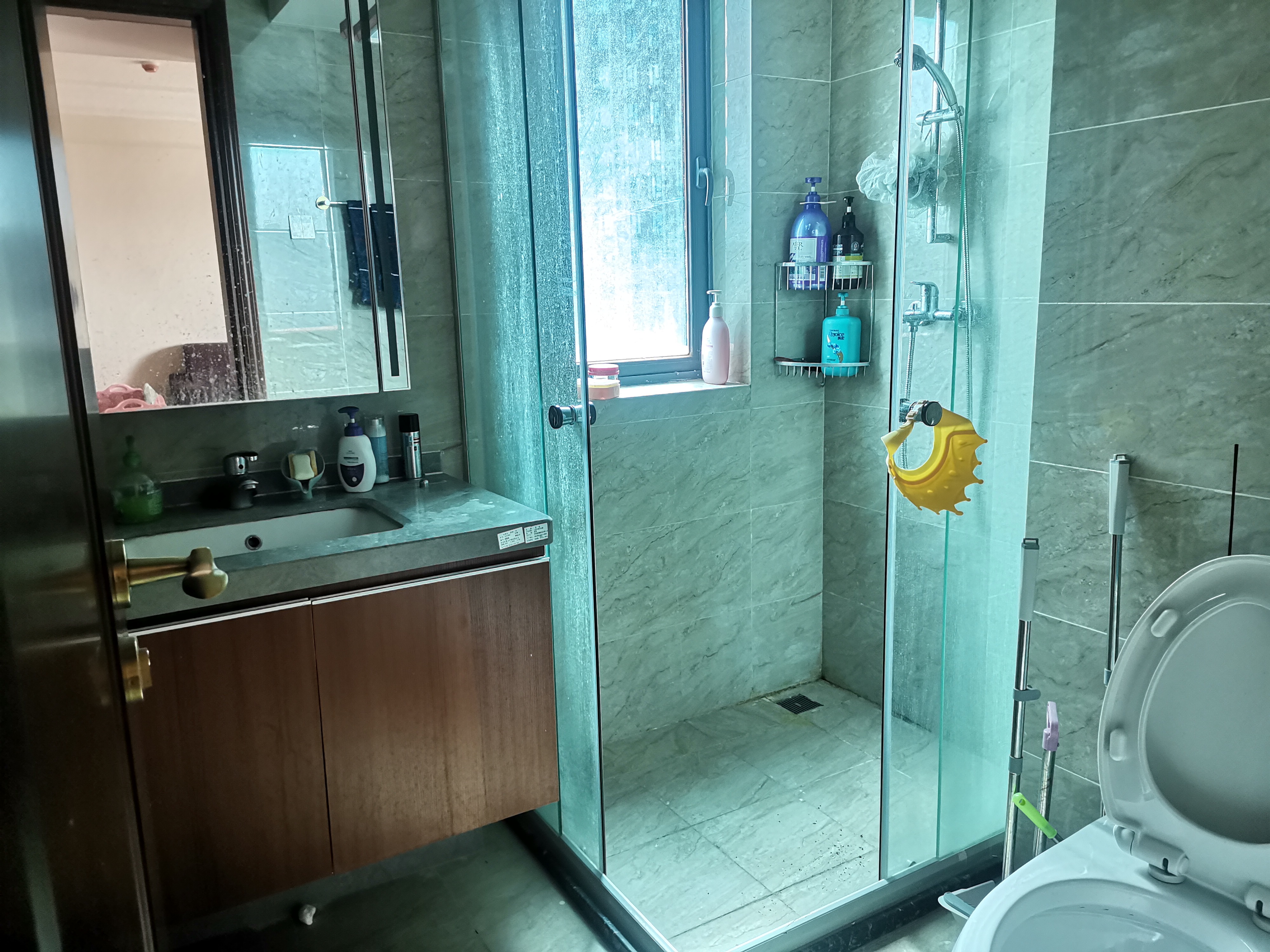 恒大御景湾 3室2厅1卫 76.8万 恒大御景湾 3室2厅1卫 76.8万室内图