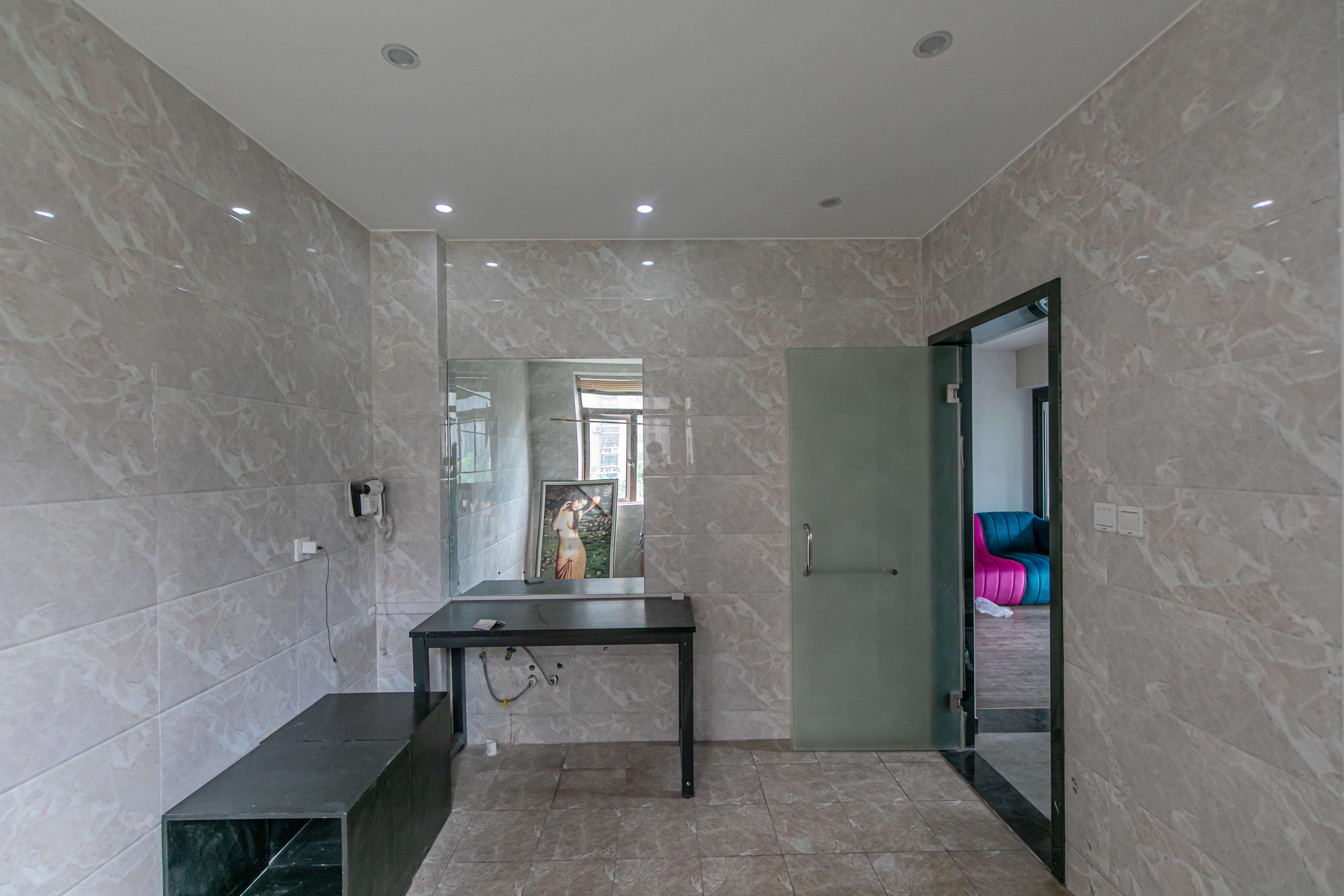 水岸世景  2室1厅1卫    62.0万 水岸世景  2室1厅1卫    62.0万卧室