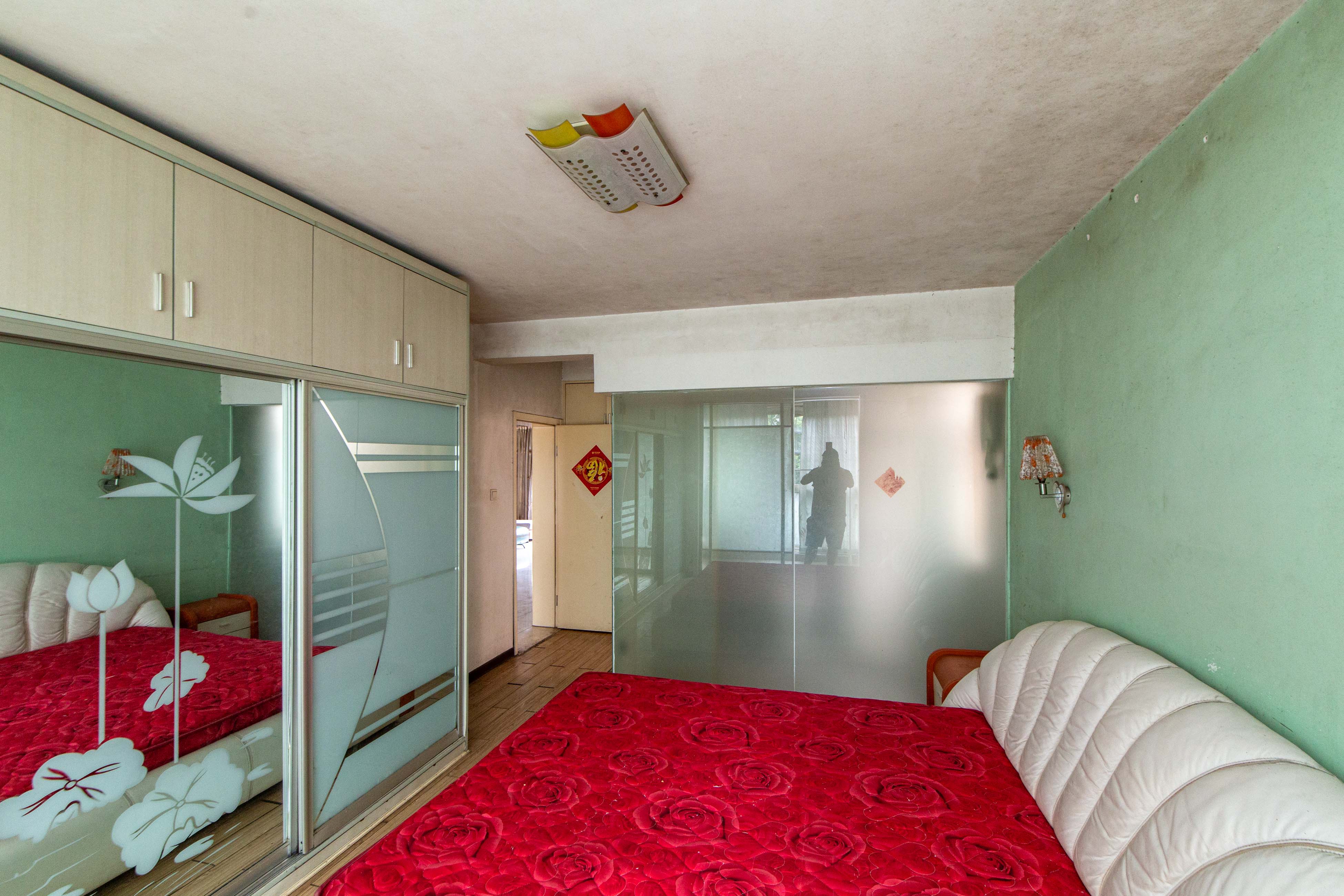 新星小区  3室2厅2卫    70.0万 新星小区  3室2厅2卫    70.0万卧室