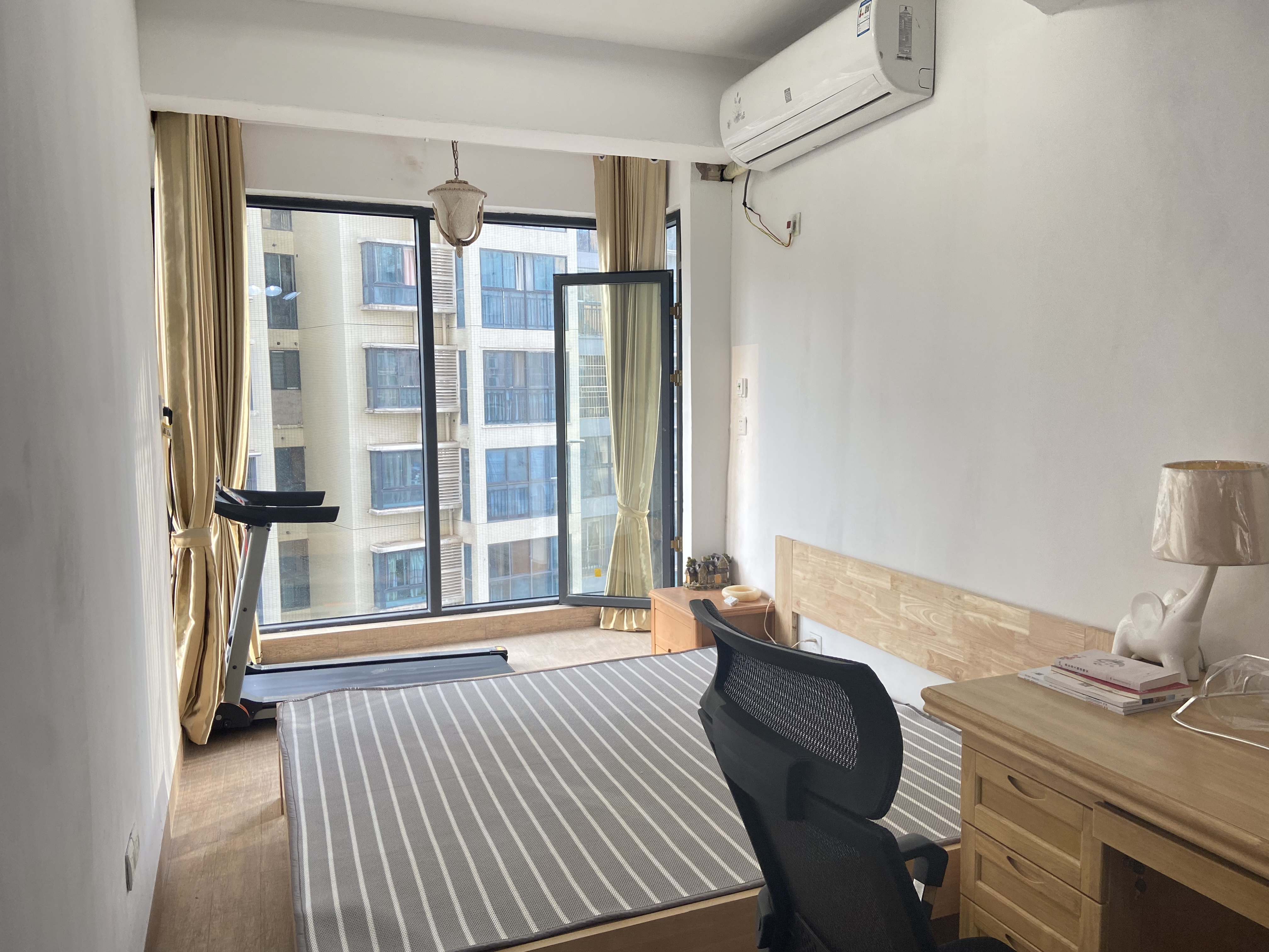 金碧花园 2室2厅1卫 48.8万 金碧花园 2室2厅1卫 48.8万室内图