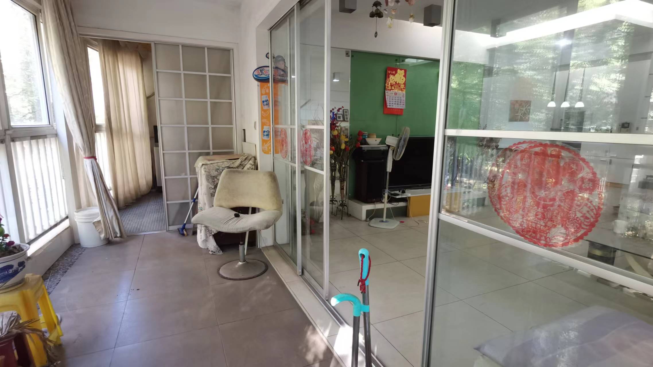 湘银二期世纪花园 4室2厅2卫 64.0万 湘银二期世纪花园 4室2厅2卫 64.0万室内图