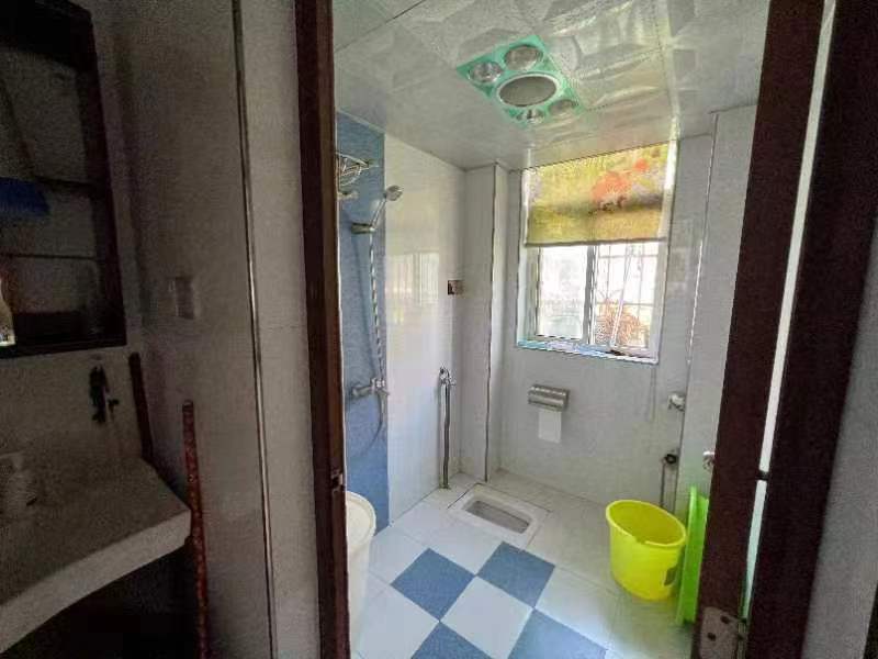 财富小区  3室2厅2卫    50.0万 财富小区  3室2厅2卫    50.0万室内图