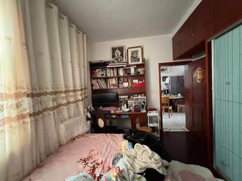 财富小区  3室2厅2卫    50.0万 财富小区  3室2厅2卫    50.0万室内图