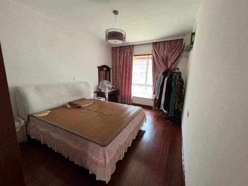 财富小区  3室2厅2卫    50.0万 财富小区  3室2厅2卫    50.0万室内图