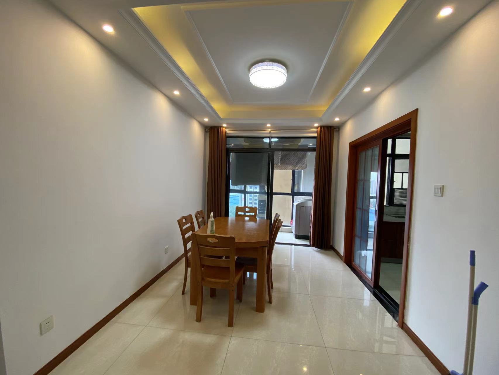 经世龙城 3室2厅2卫 100.0万 经世龙城 3室2厅2卫 100.0万室内图