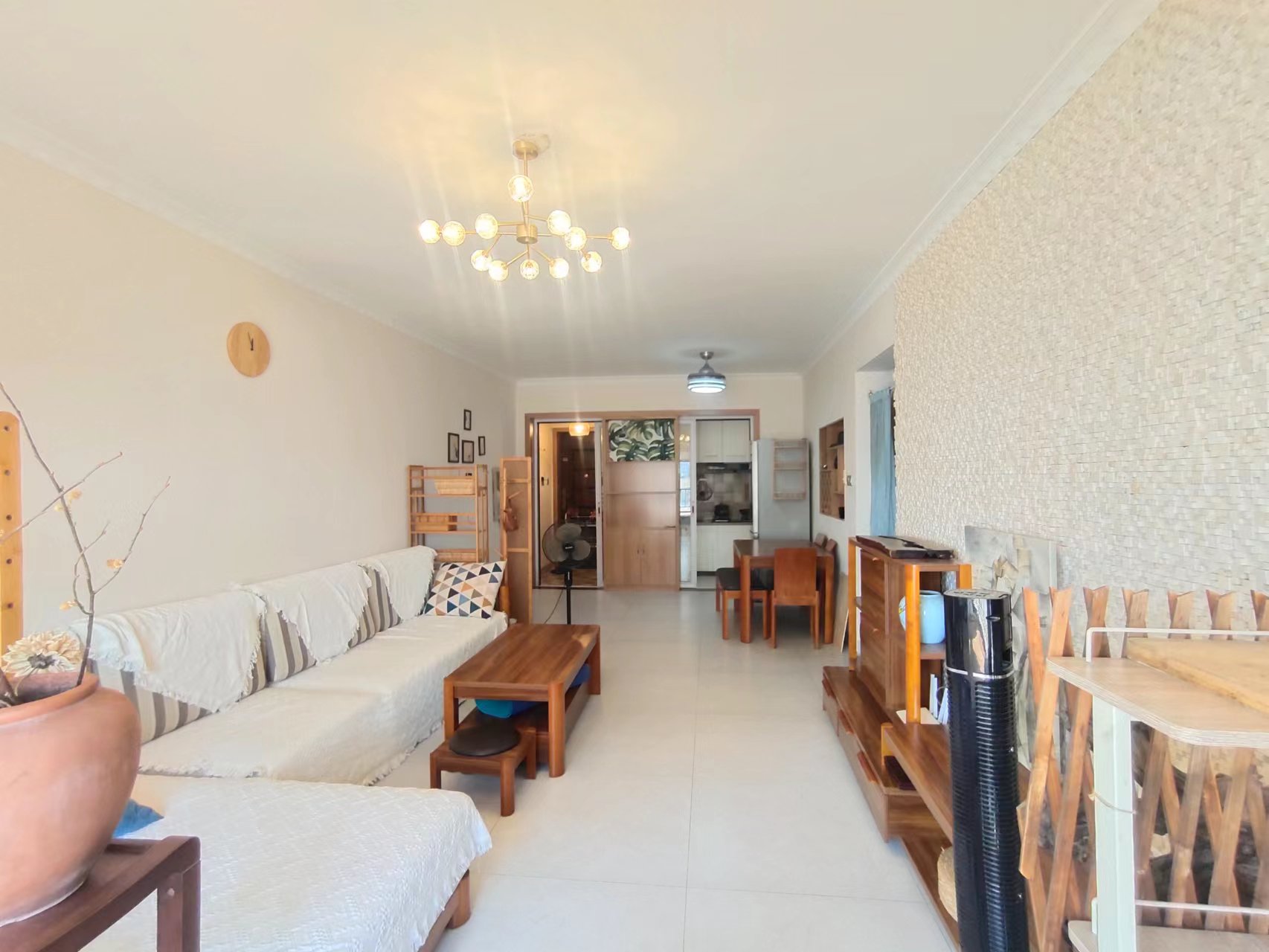 佳兆业金域天下三期 2室2厅1卫 52.0万 佳兆业金域天下三期 2室2厅1卫 52.0万室内图