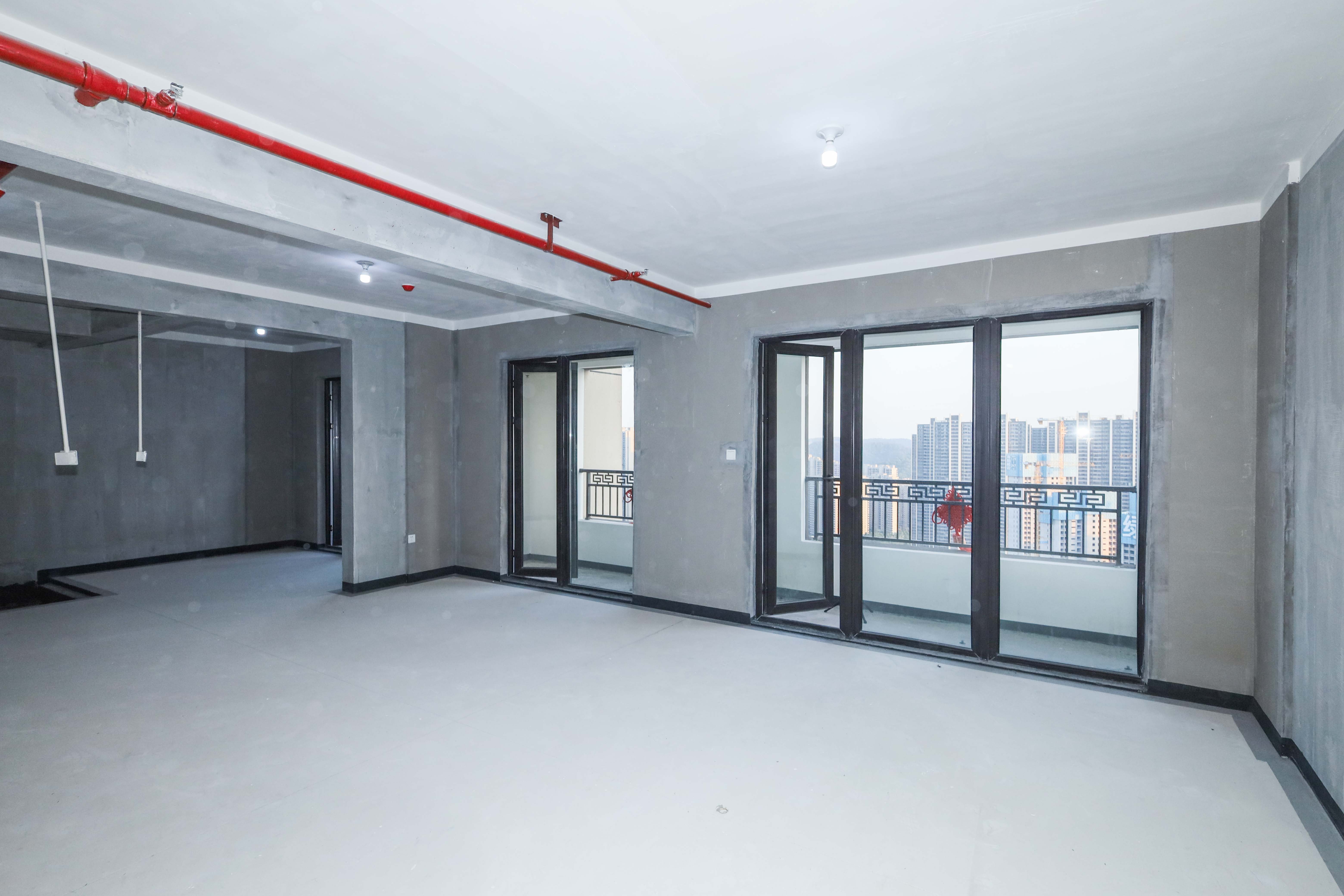 建发央著  4室2厅2卫   190.00万客厅
