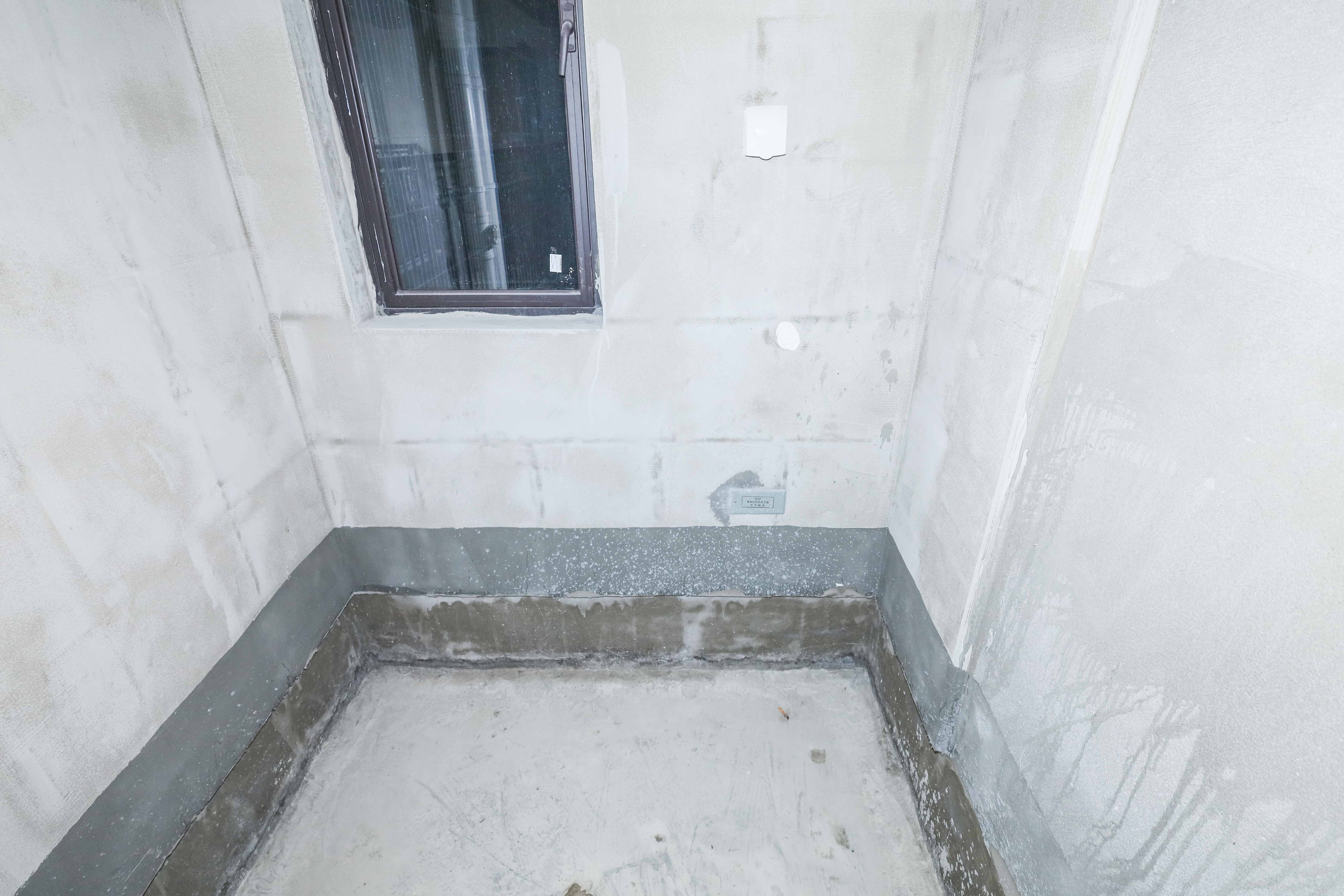 建发央著  4室2厅2卫   190.00万卫生间