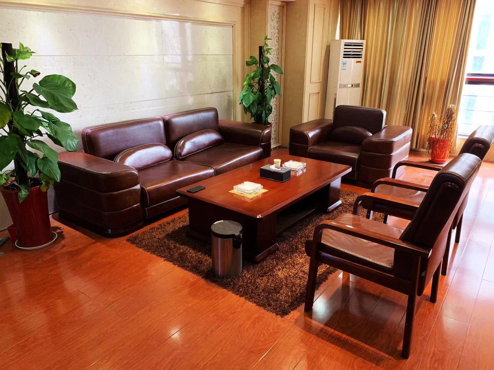 中央商业广场 1室1厅0卫 66.0万 中央商业广场 1室1厅0卫 66.0万室内图