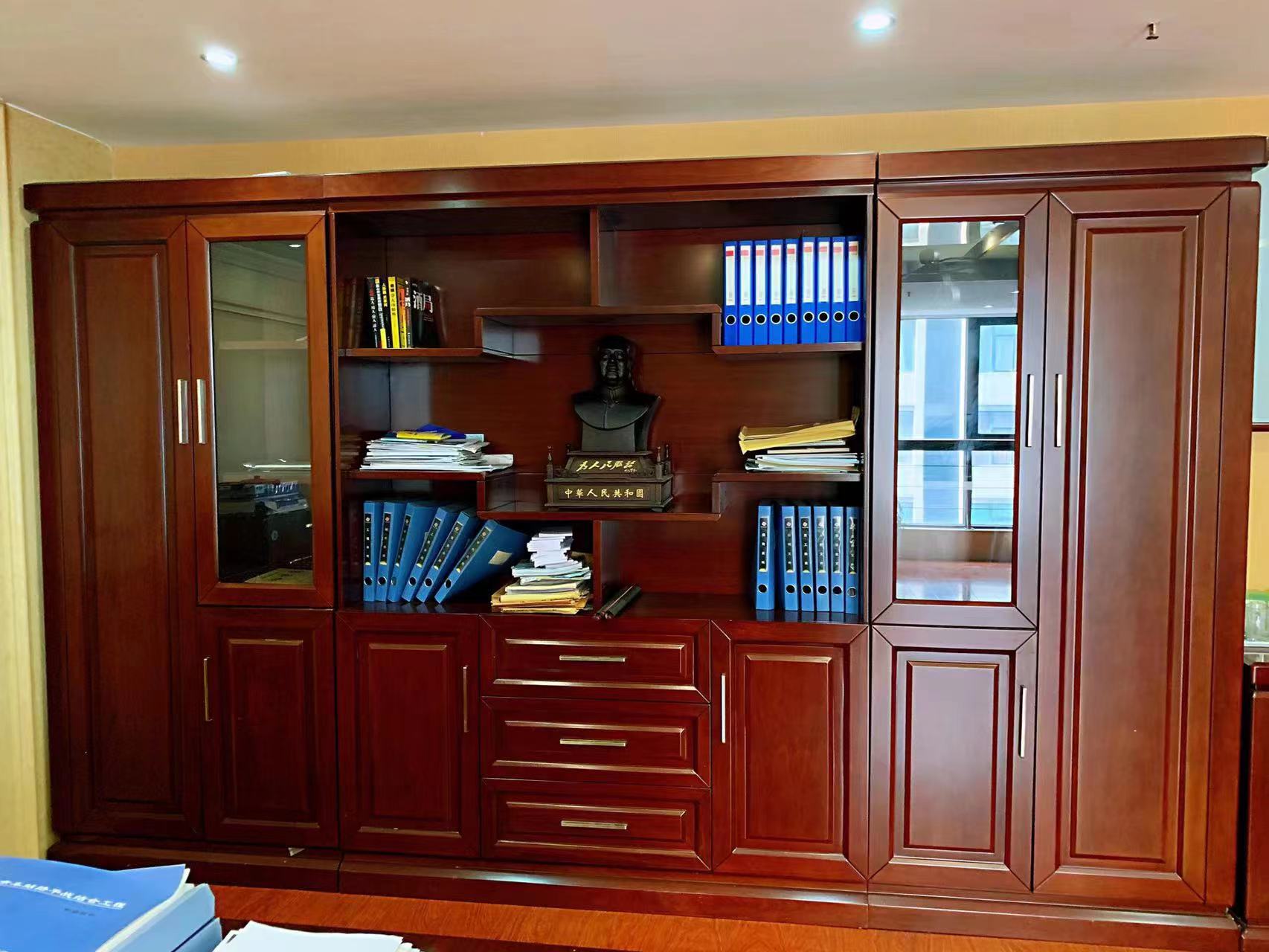 中央商业广场 1室1厅0卫 66.0万 中央商业广场 1室1厅0卫 66.0万室内图