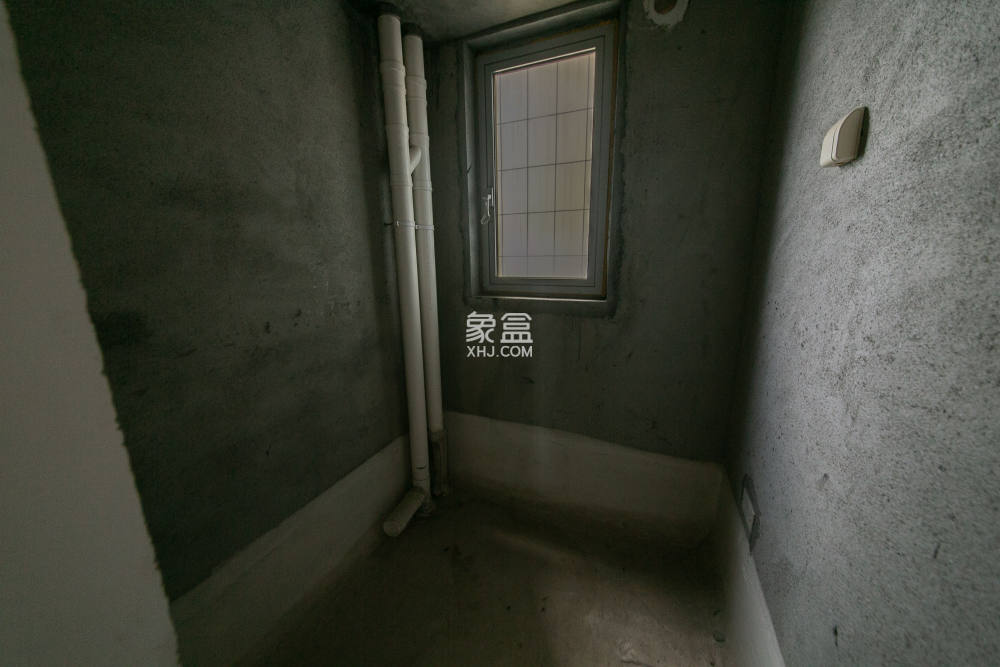 湘江壹號（創(chuàng)遠湘江壹號）  4室2廳2衛(wèi)   282.00萬