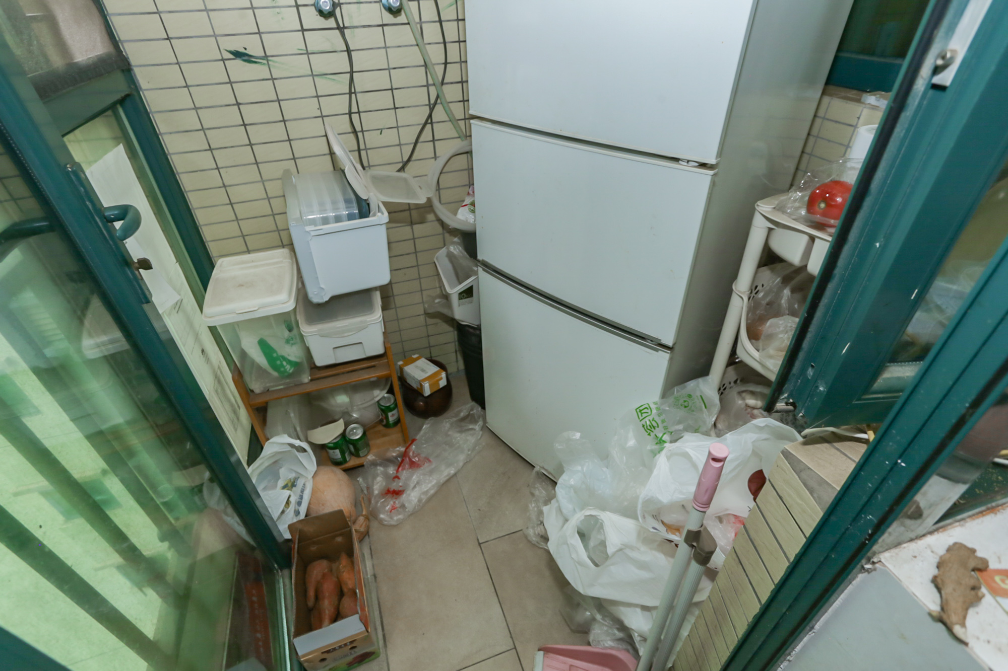 恒大华府  3室2厅1卫   115.00万阳台