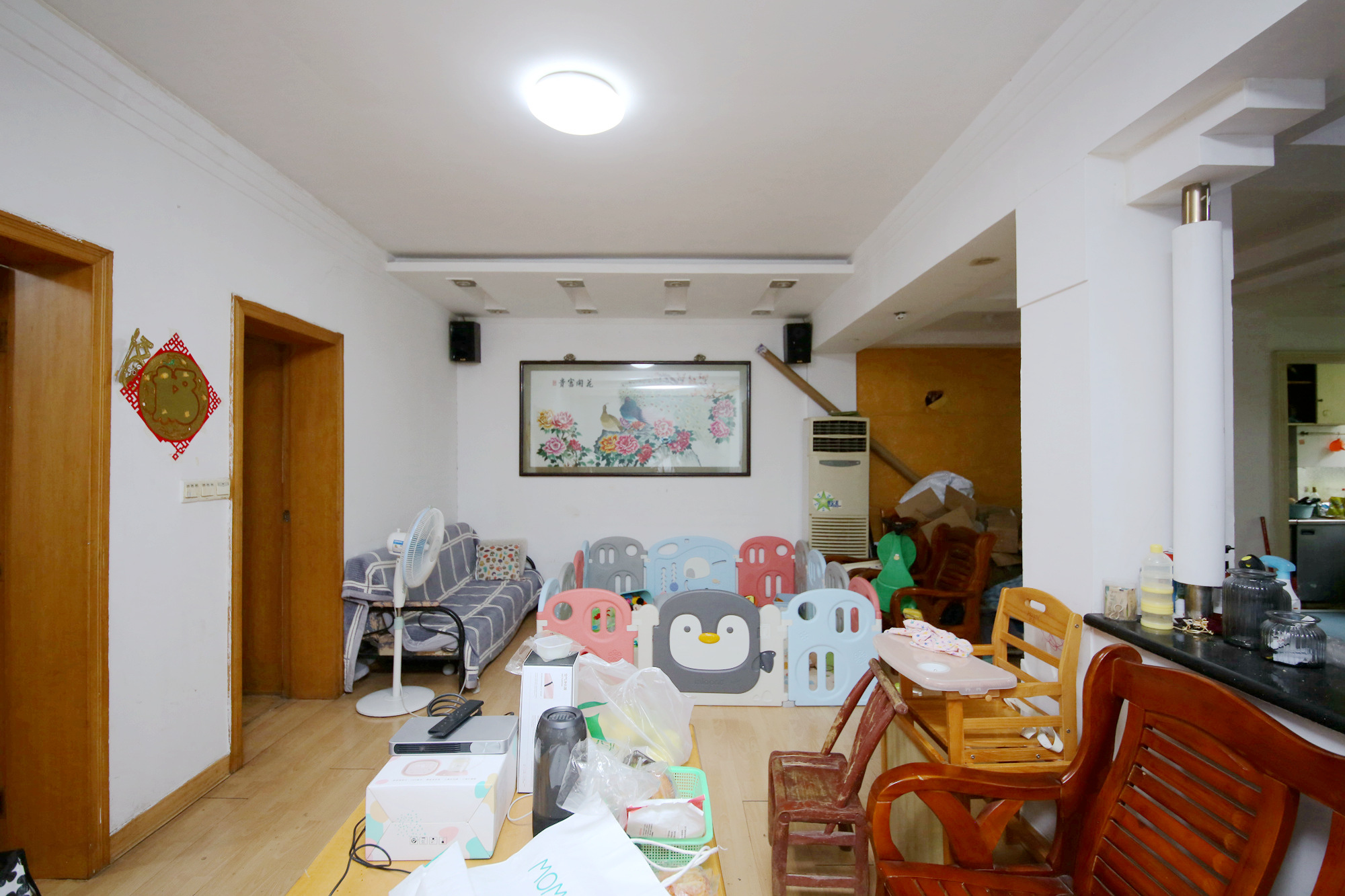 向韶村  3室2厅1卫   88.90万客厅