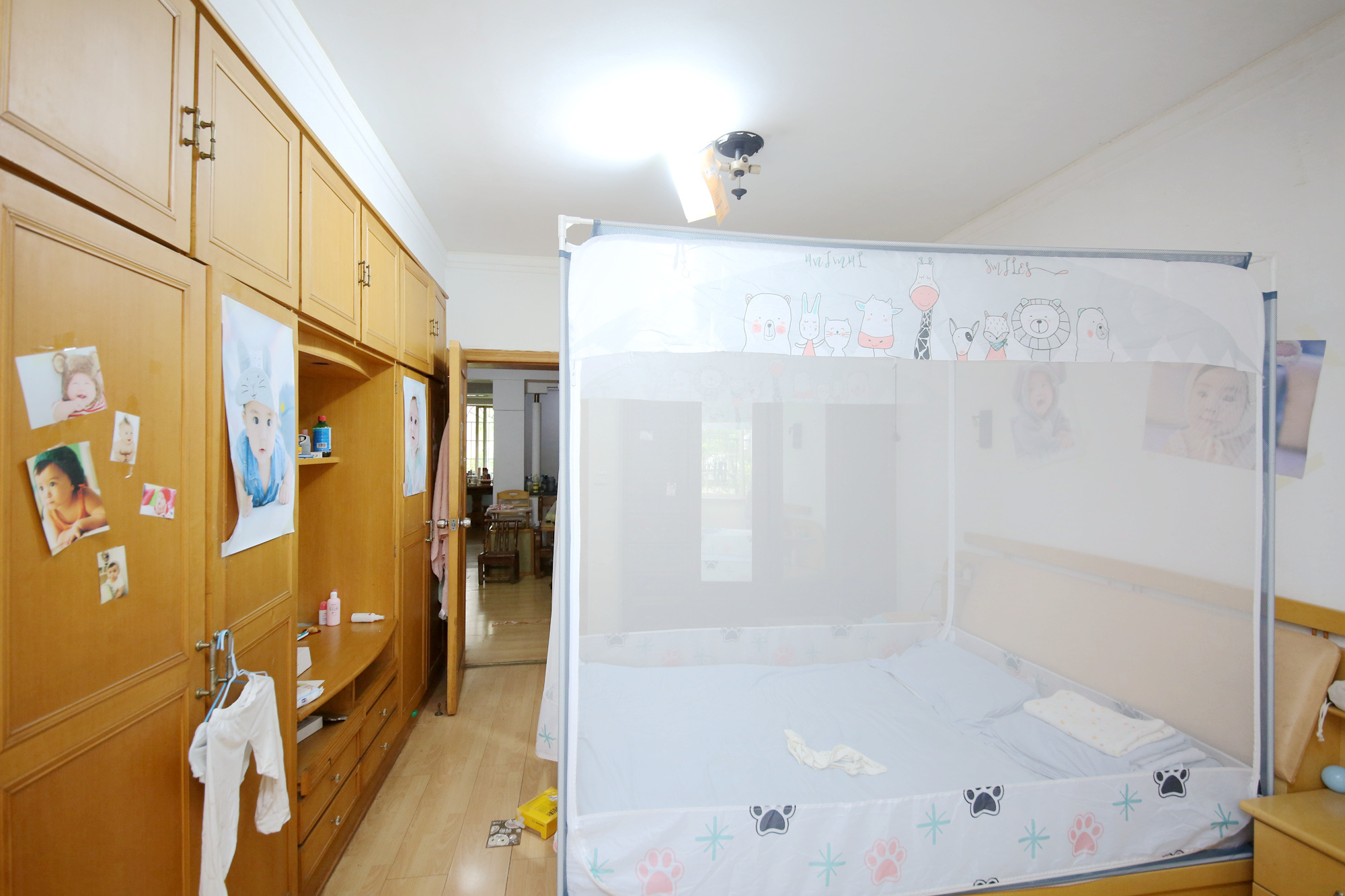 向韶村  3室2厅1卫   88.90万卧室