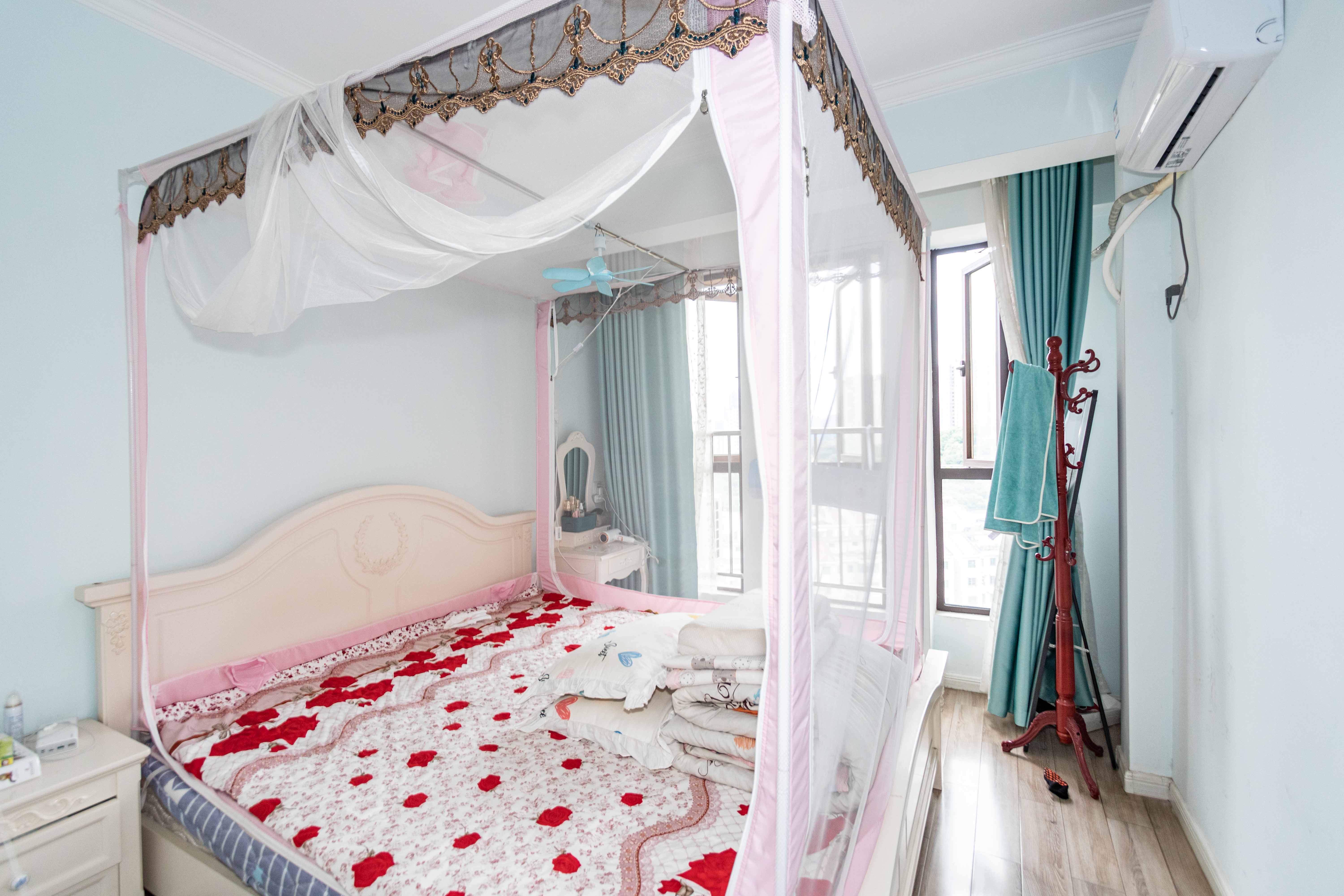 欧莱雅郡 3室1厅1卫 75.0万 欧莱雅郡 3室1厅1卫 75.0万卧室