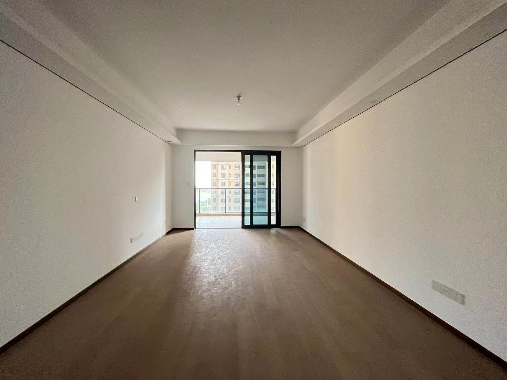 晋合湘水湾六期  4室2厅2卫    175.0万 晋合湘水湾六期  4室2厅2卫    175.0万