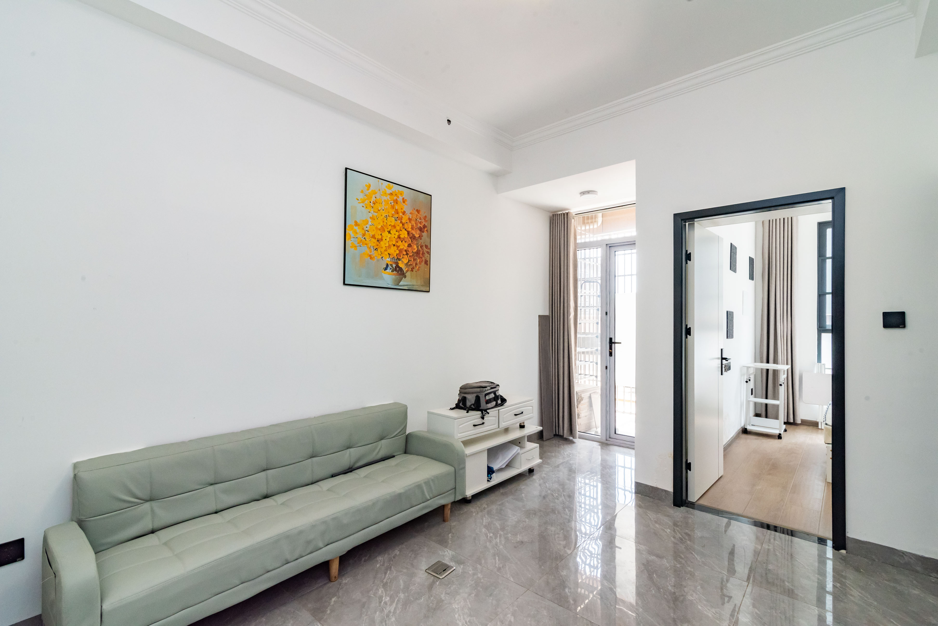 大汉海派  1室1厅1卫    45.0万 大汉海派  1室1厅1卫    45.0万客厅