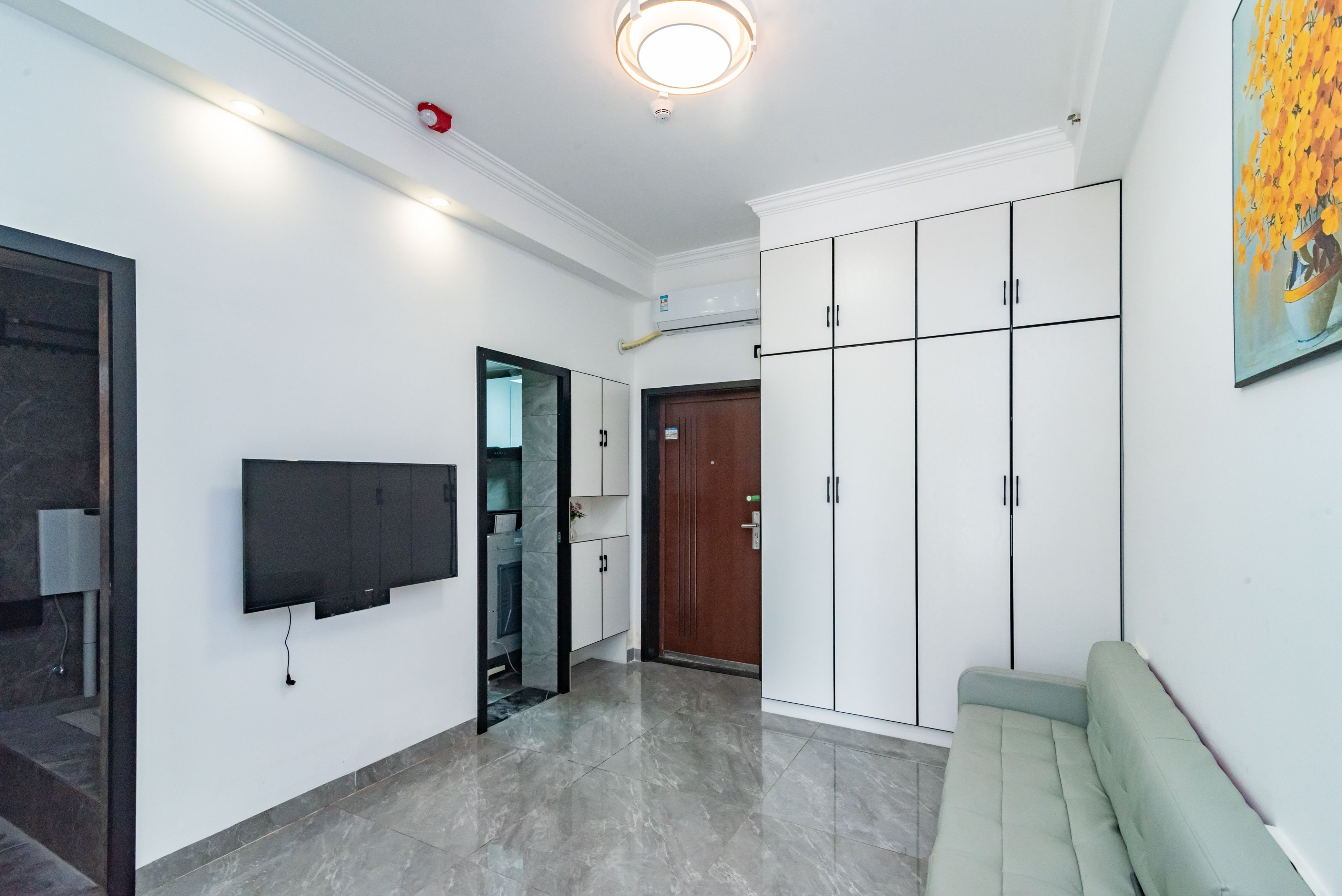 大汉海派  1室1厅1卫    45.0万 大汉海派  1室1厅1卫    45.0万客厅