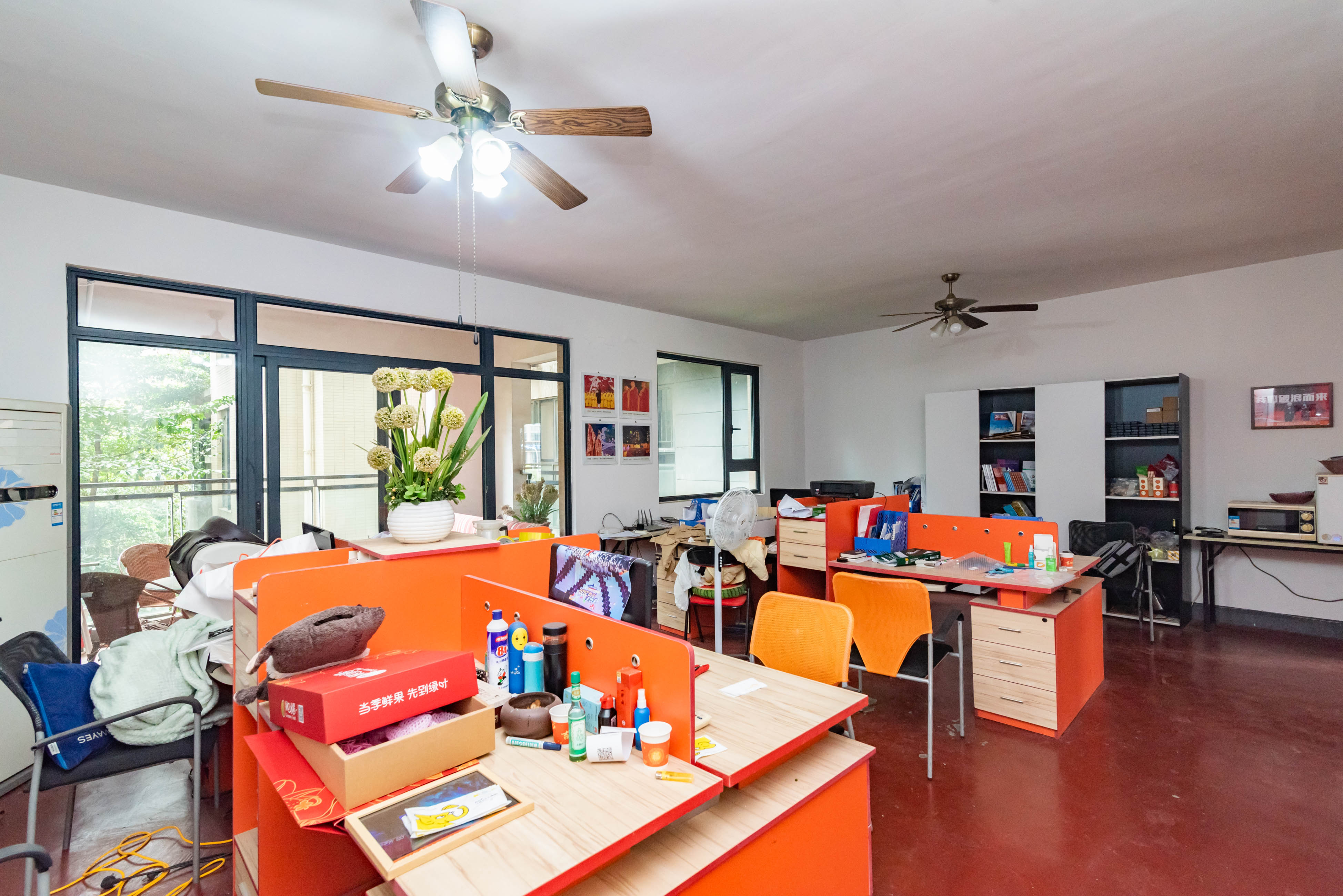 藏珑湖上国际花园  3室2厅2卫    115.0万 藏珑湖上国际花园  3室2厅2卫    115.0万